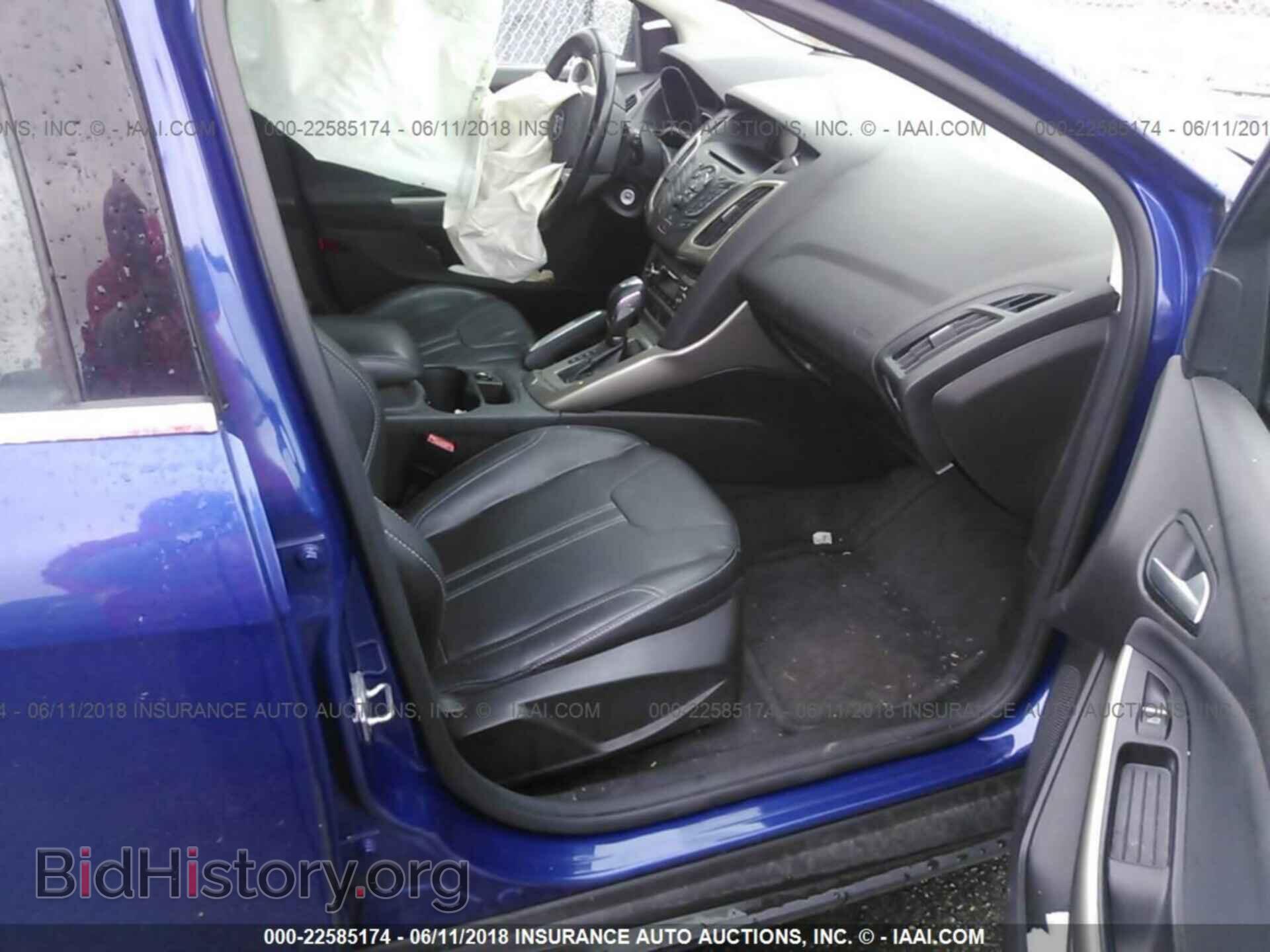2012 Ford Focus - VIN: 1FAHP3M26CL338216 - Photo 5