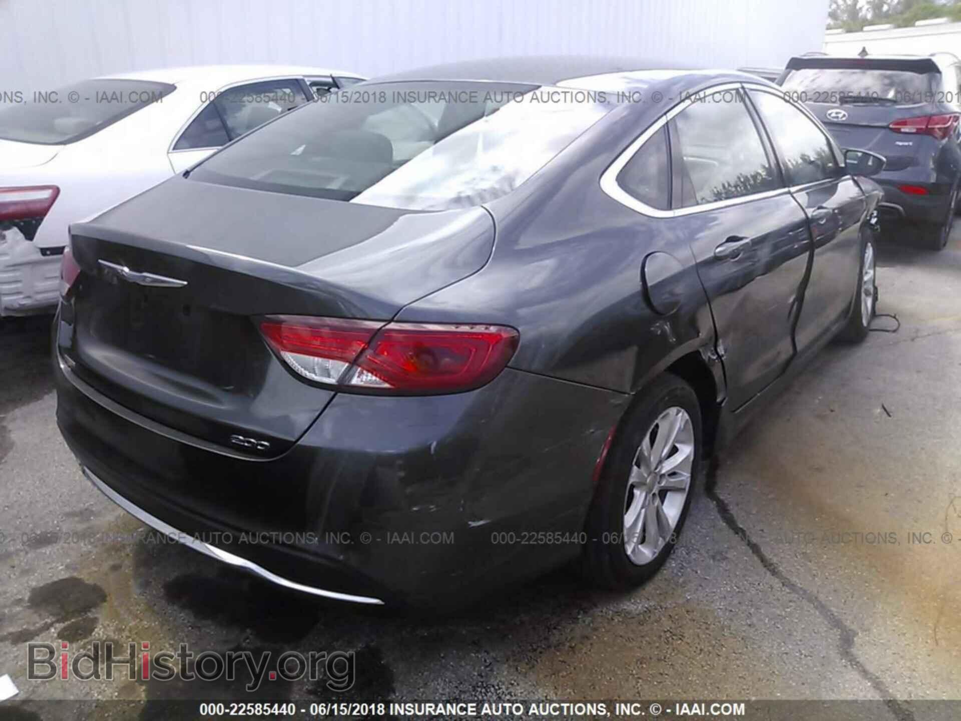 2015 Chrysler 200 - VIN: 1C3CCCAB4FN637270 - Photo 4