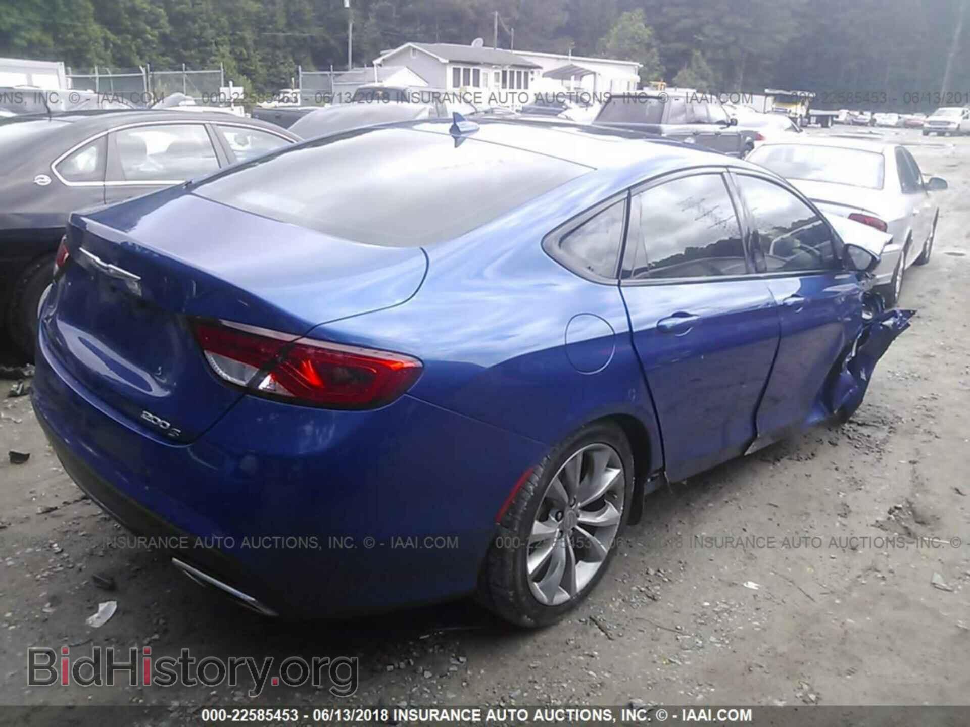 2015 Chrysler 200 - VIN: 1C3CCCBG4FN528527 - Фото 4