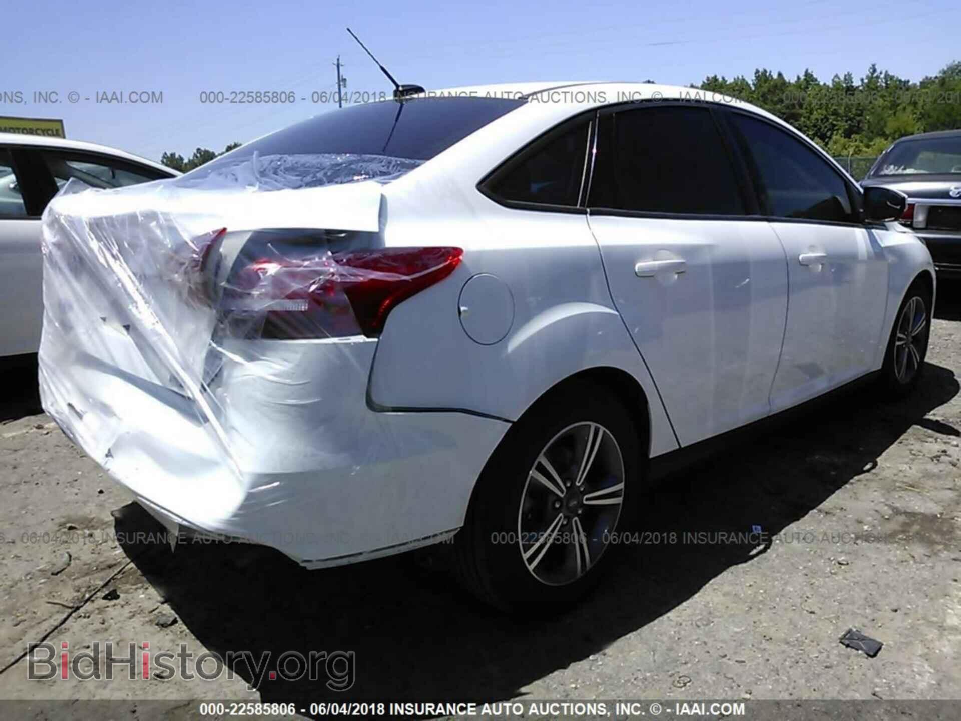 2015 Ford Focus - VIN: 1FADP3F27FL282934 - Photo 4