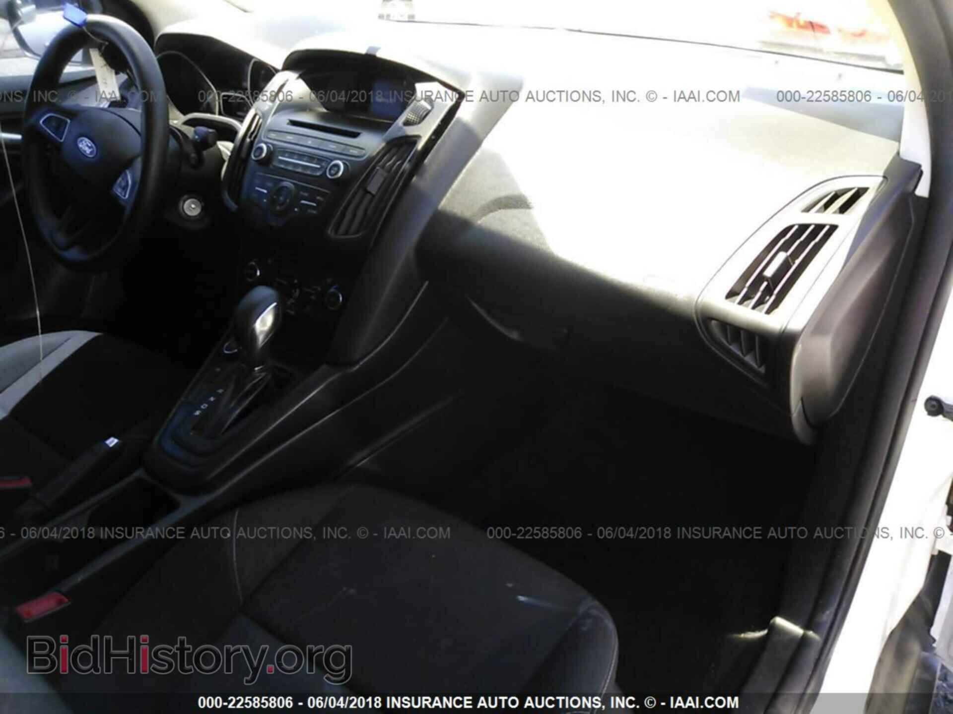 2015 Ford Focus - VIN: 1FADP3F27FL282934 - Photo 5
