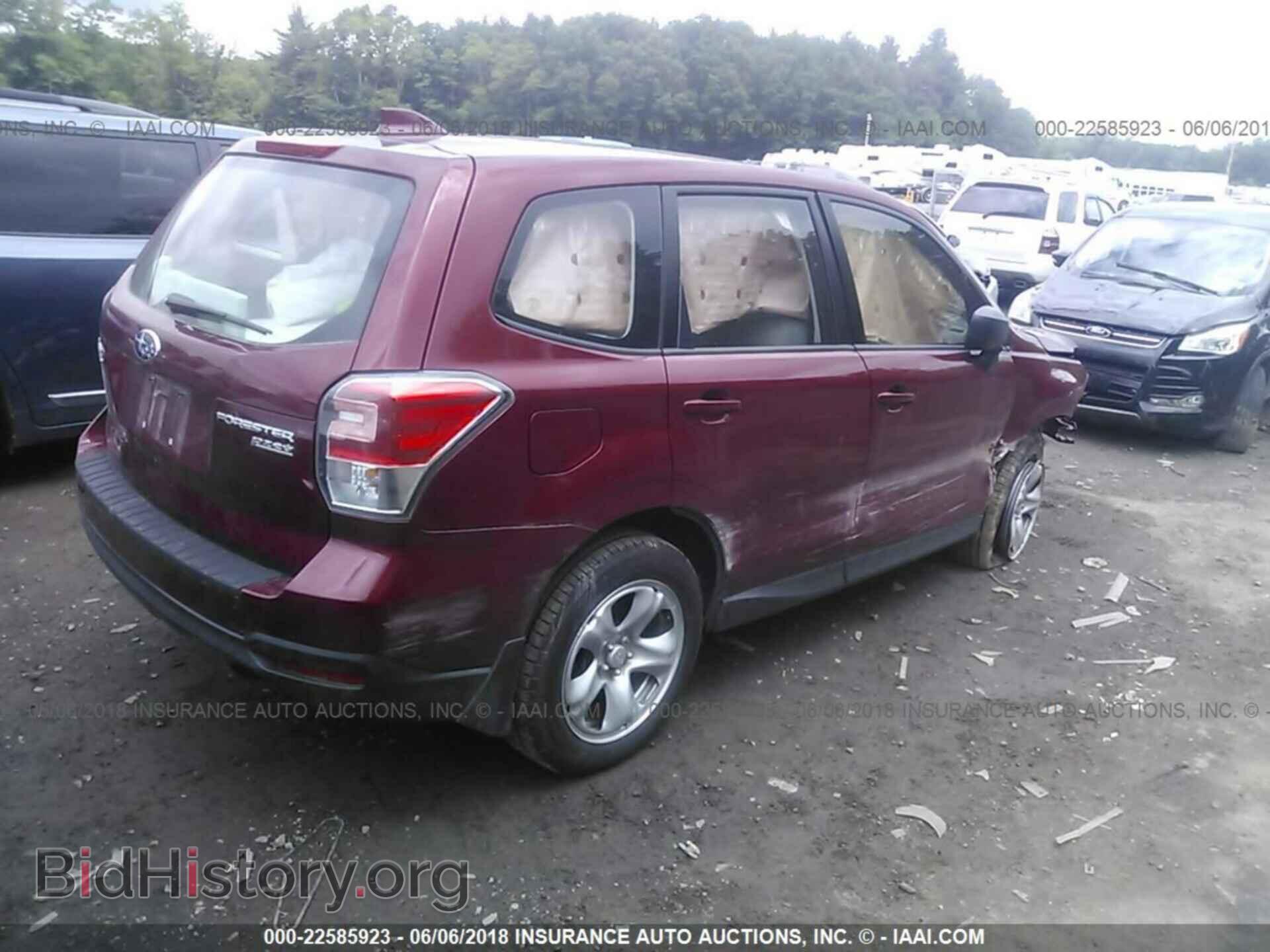 2017 Subaru Forester - VIN: JF2SJAAC1HG478839 - Фото 4