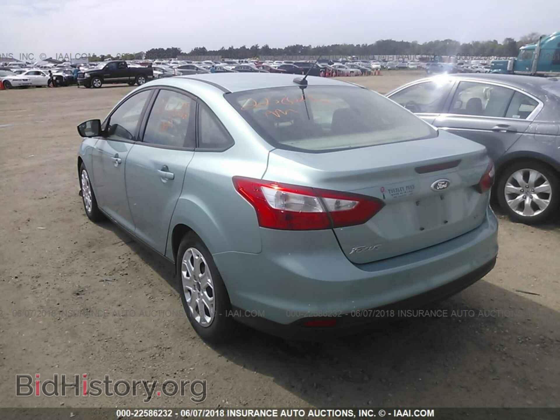 2012 Ford Focus - VIN: 1FAHP3F25CL227525 - Photo 3