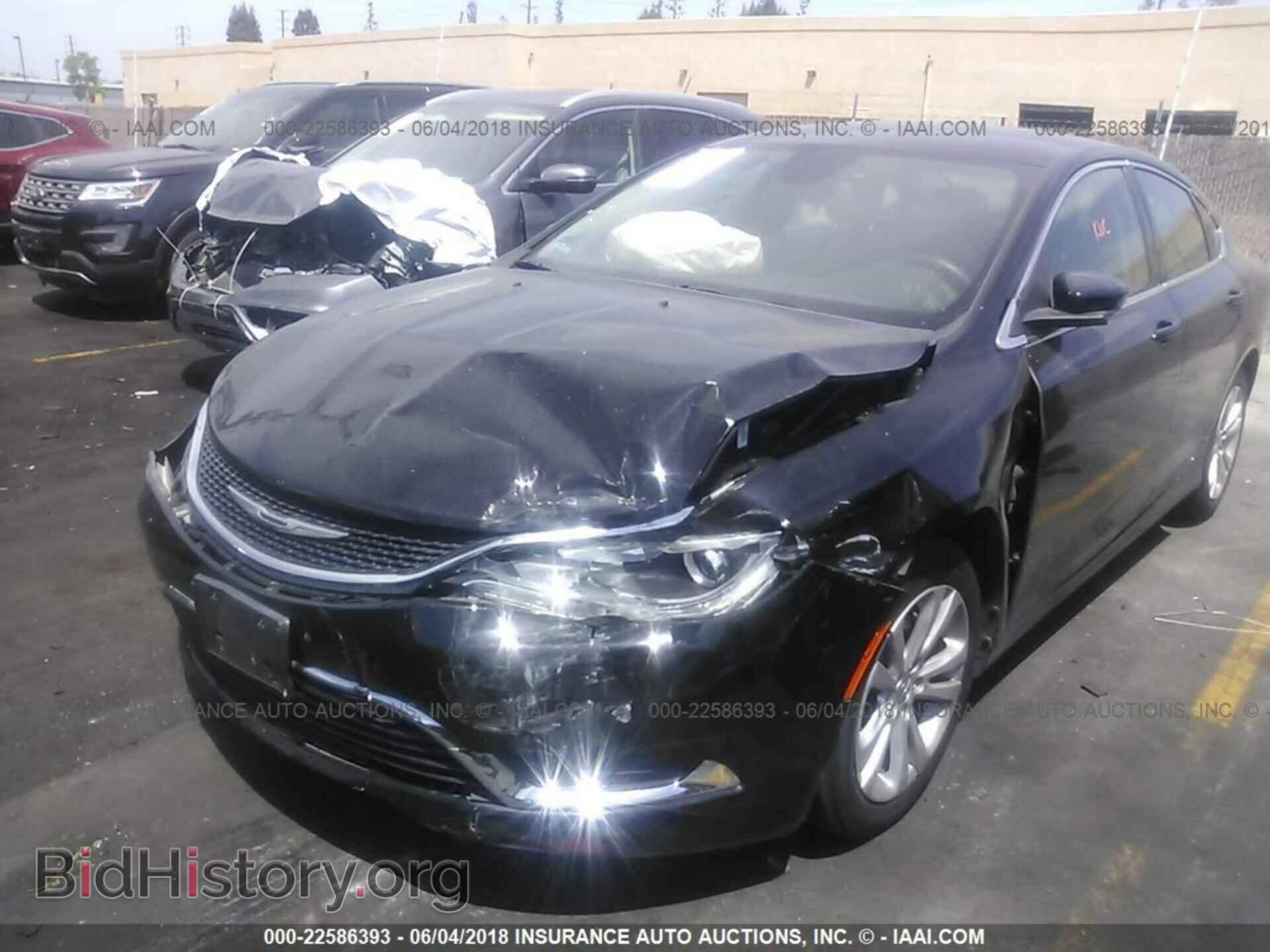 2015 Chrysler 200 - VIN: 1C3CCCAB8FN685046 - Photo 2