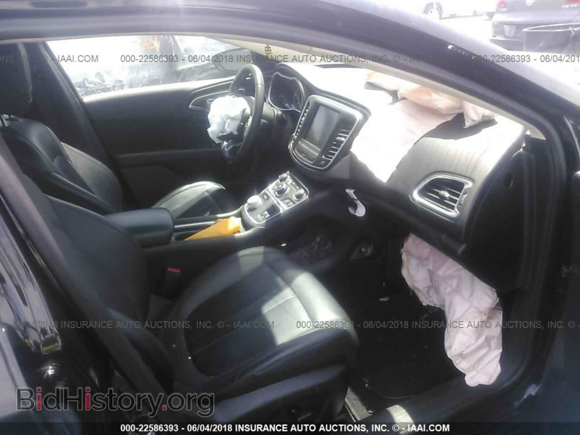 2015 Chrysler 200 - VIN: 1C3CCCAB8FN685046 - Photo 5