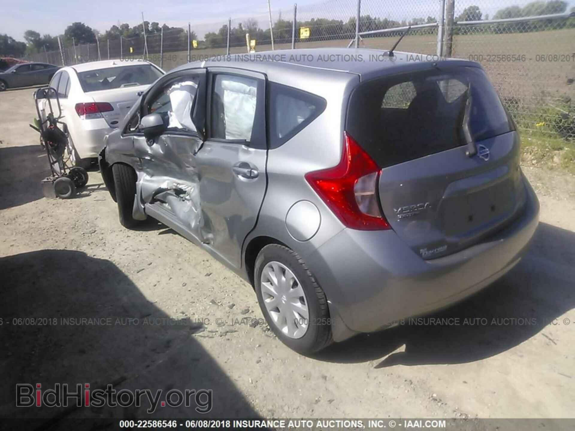 2014 Nissan Versa note - VIN: 3N1CE2CP4EL422627 - Фото 3