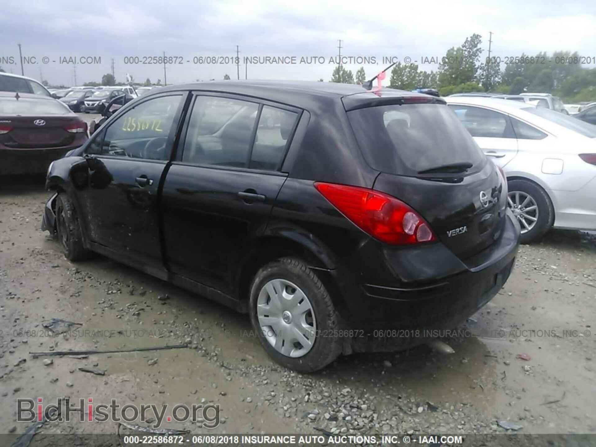 2011 Nissan Versa - VIN: 3N1BC1CP7BL395544 - Фото 3
