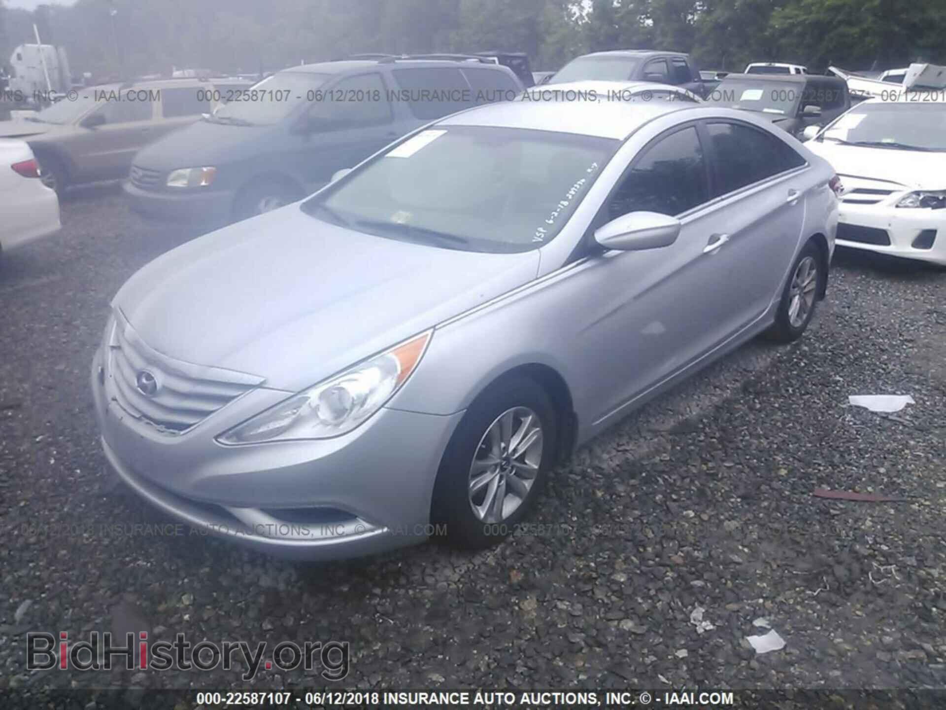 2012 Hyundai Sonata - VIN: 5NPEB4AC7CH434245 - Фото 2