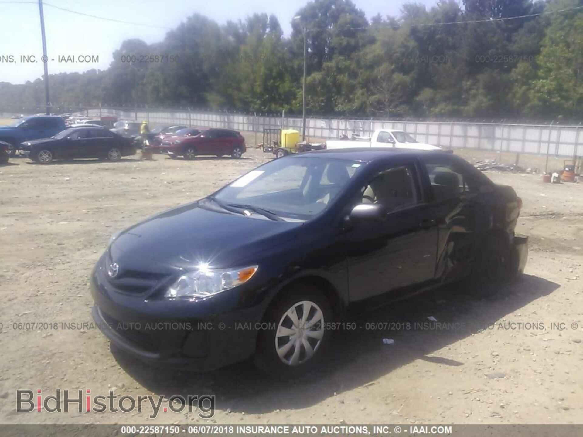 2011 Toyota Corolla - VIN: 2T1BU4EE5BC661444 - Photo 2