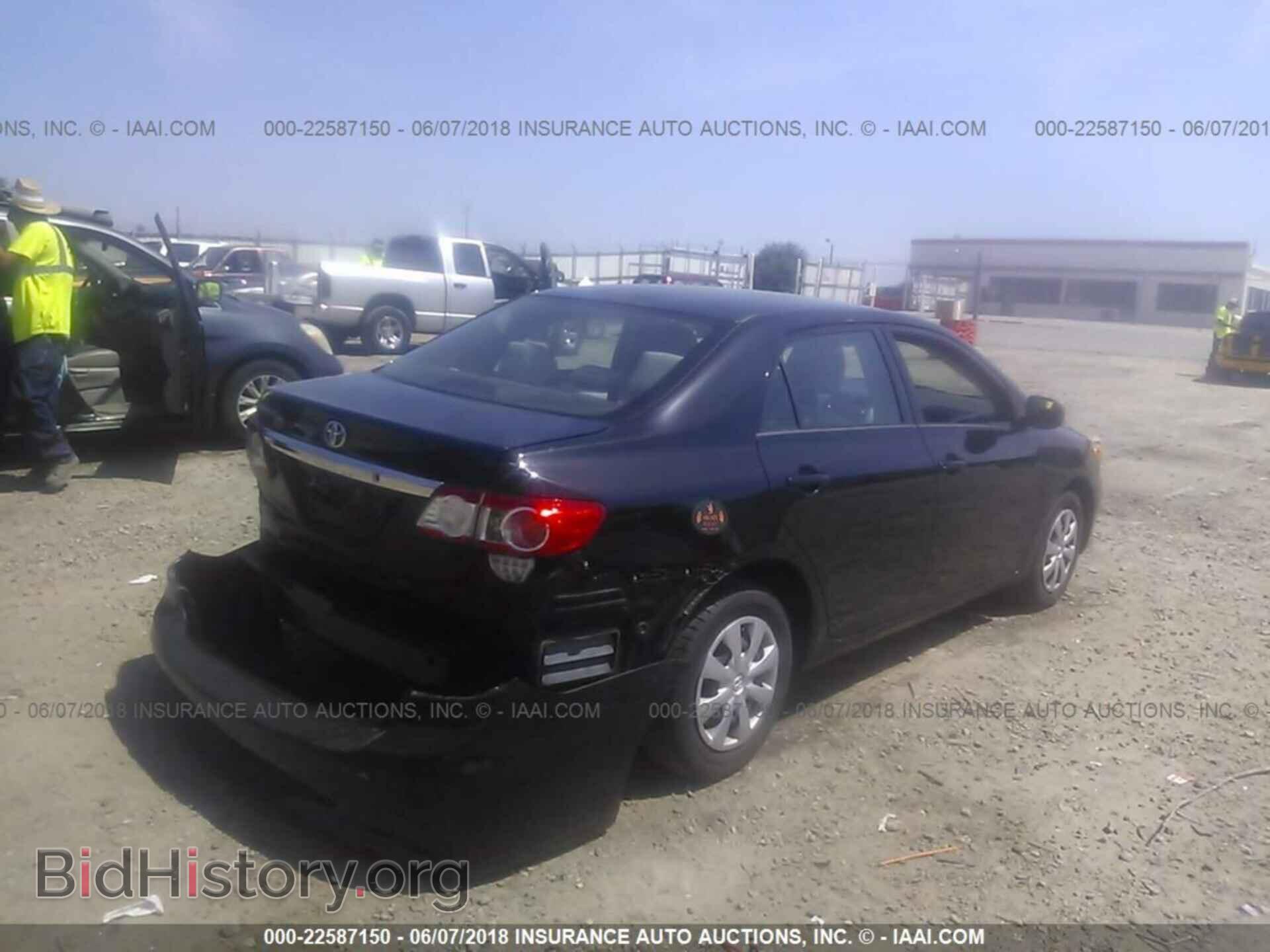 2011 Toyota Corolla - VIN: 2T1BU4EE5BC661444 - Photo 4