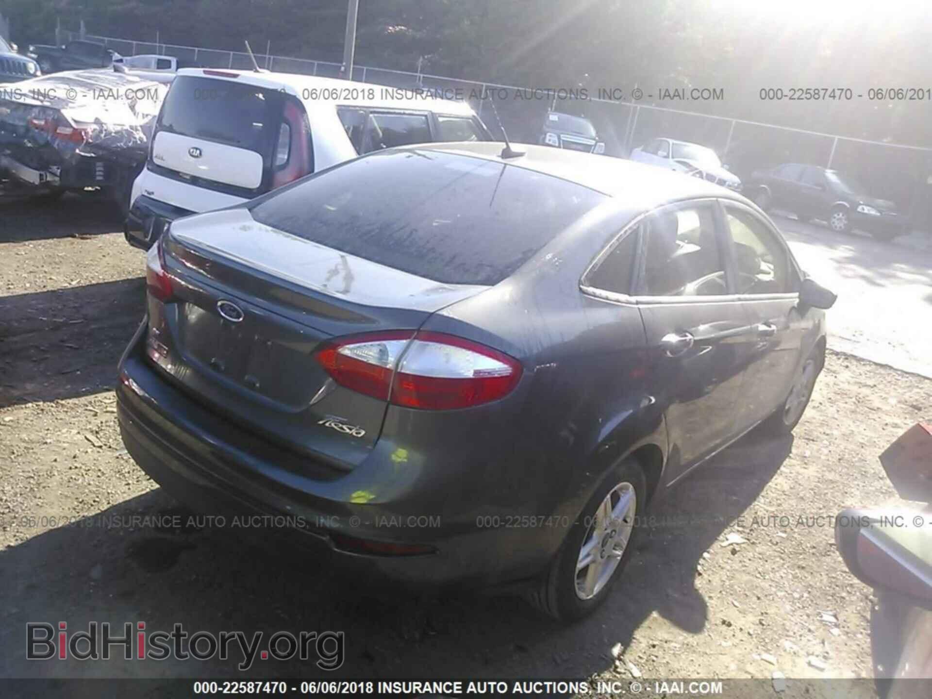 2017 Ford Fiesta - VIN: 3FADP4BJ0HM109227 - Фото 4