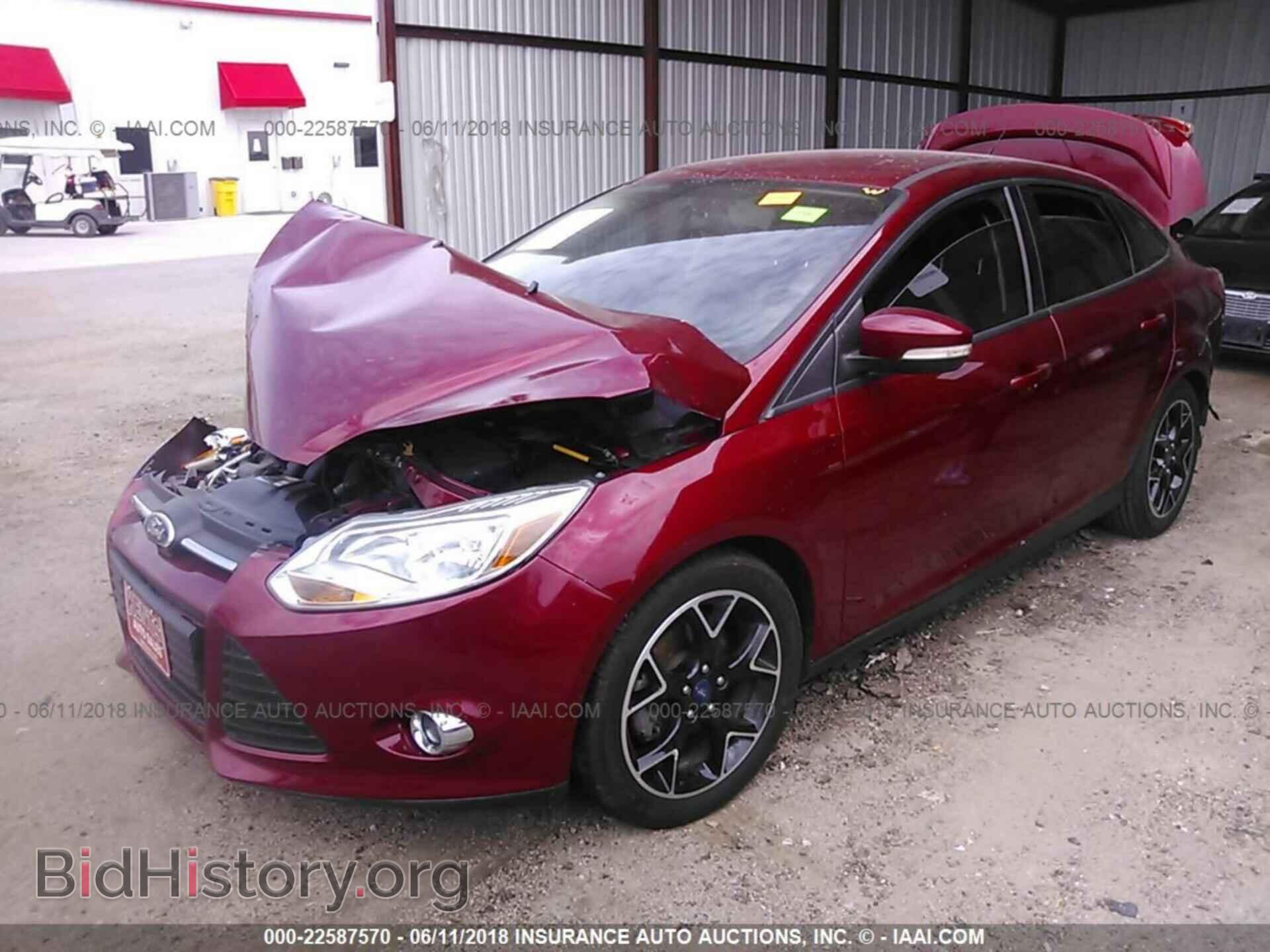2014 Ford Focus - VIN: 1FADP3F28EL196479 - Фото 2