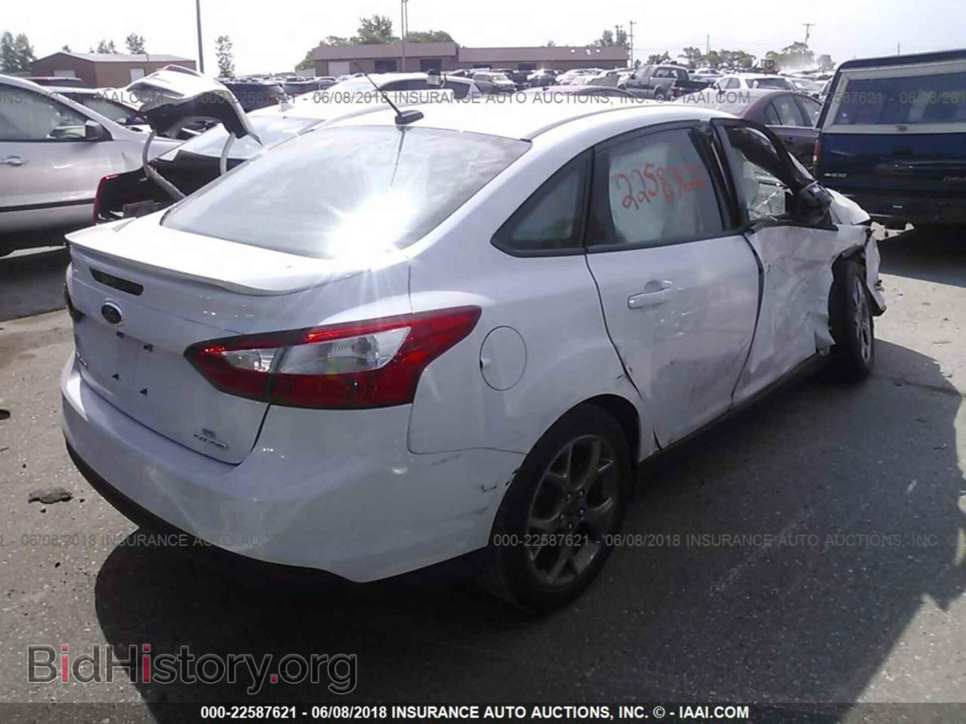 2014 Ford Focus - VIN: 1FADP3F2XEL143184 - Фото 4