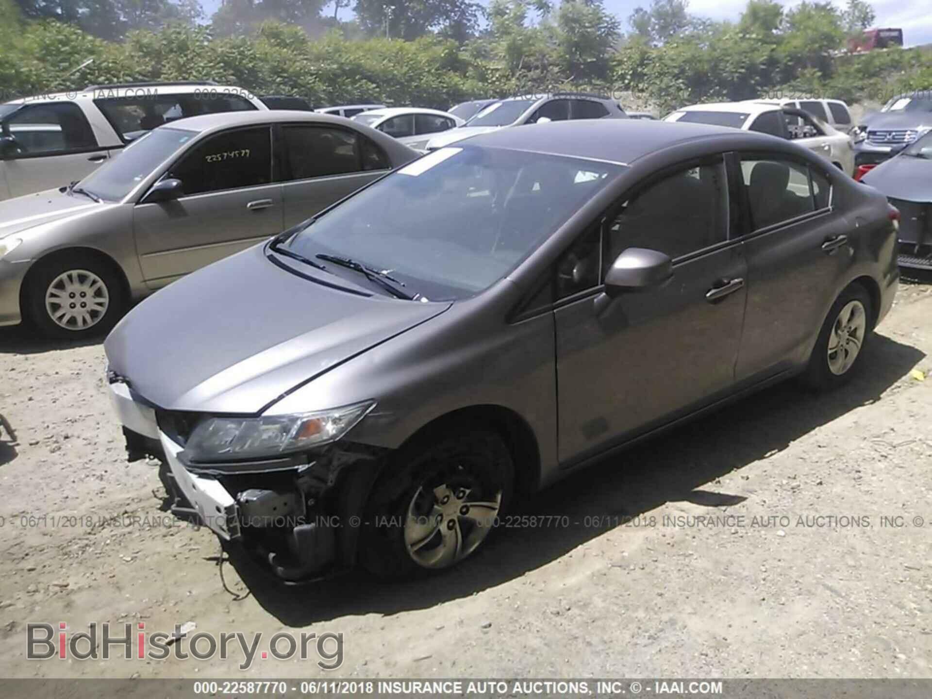 2013 Honda Civic - VIN: 19XFB2F56DE217634 - Фото 2
