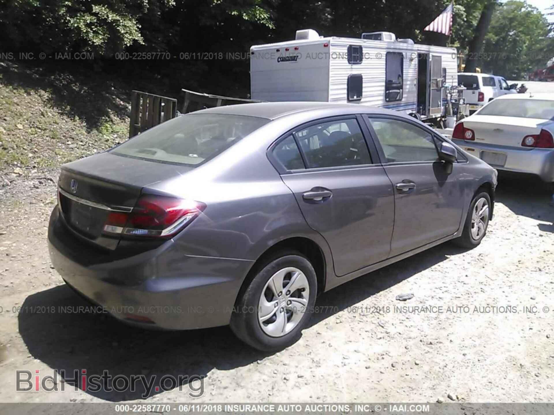 2013 Honda Civic - VIN: 19XFB2F56DE217634 - Фото 4