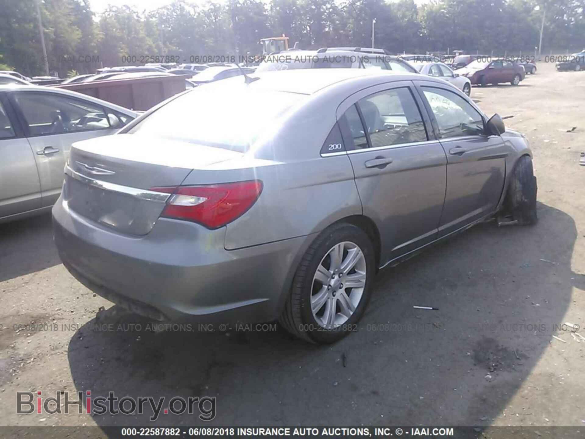 2011 Chrysler 200 - VIN: 1C3BC1FB9BN580762 - Фото 4