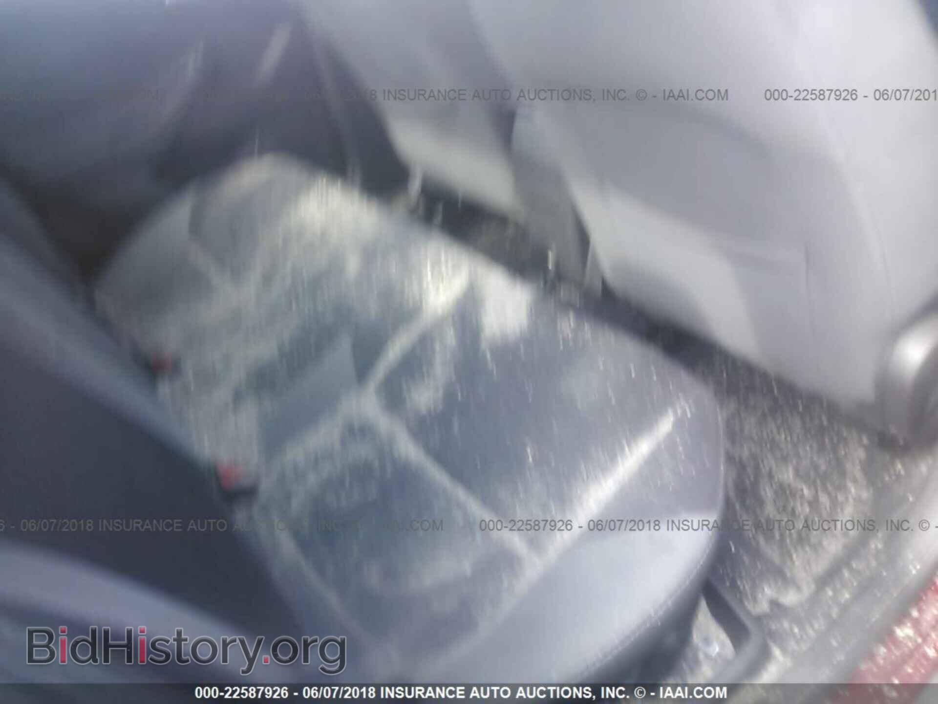 2014 Ford Focus - VIN: 1FADP3F21EL405349 - Photo 8