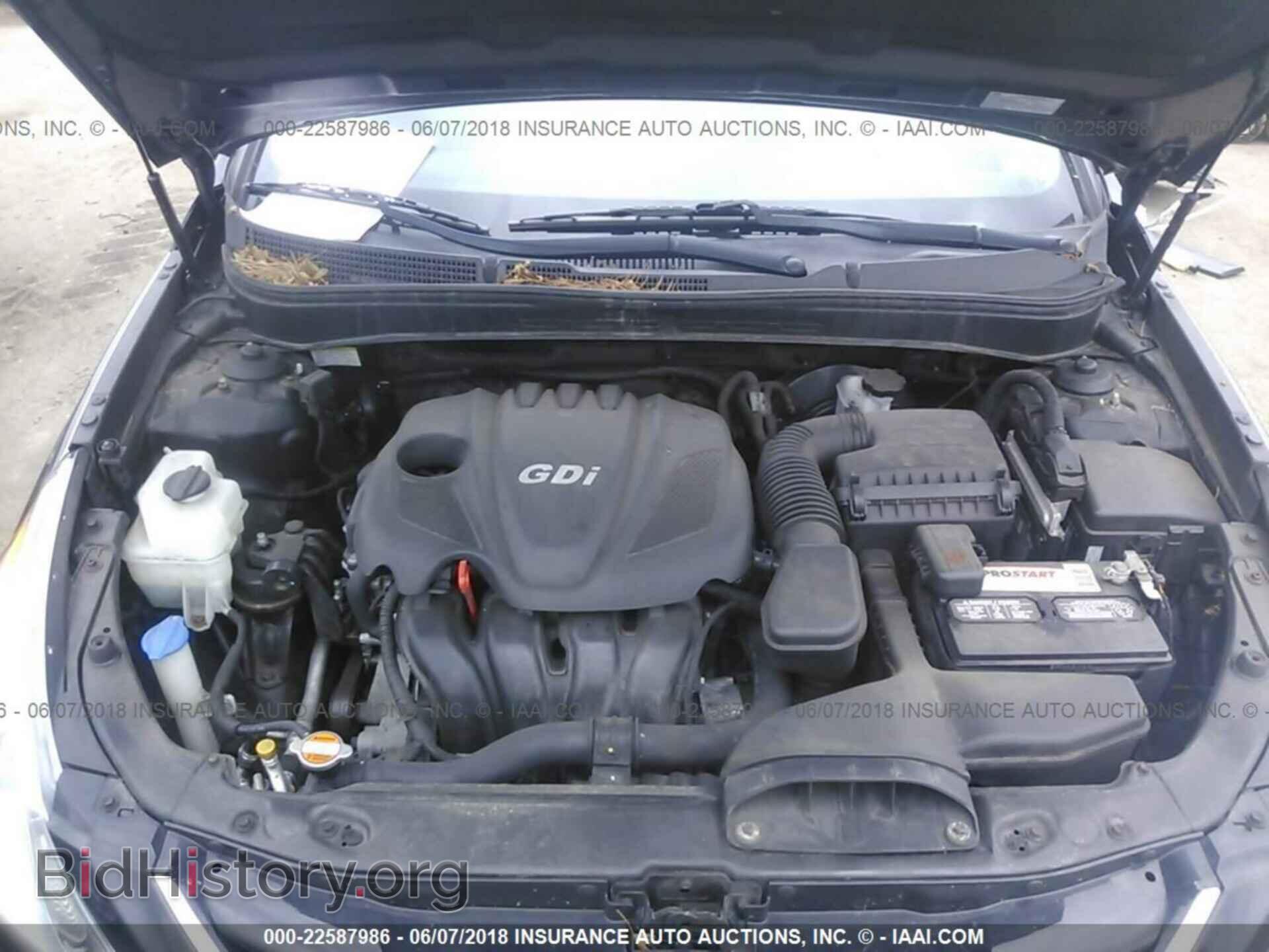 2012 Hyundai Sonata - VIN: 5NPEB4AC7CH487673 - Photo 10