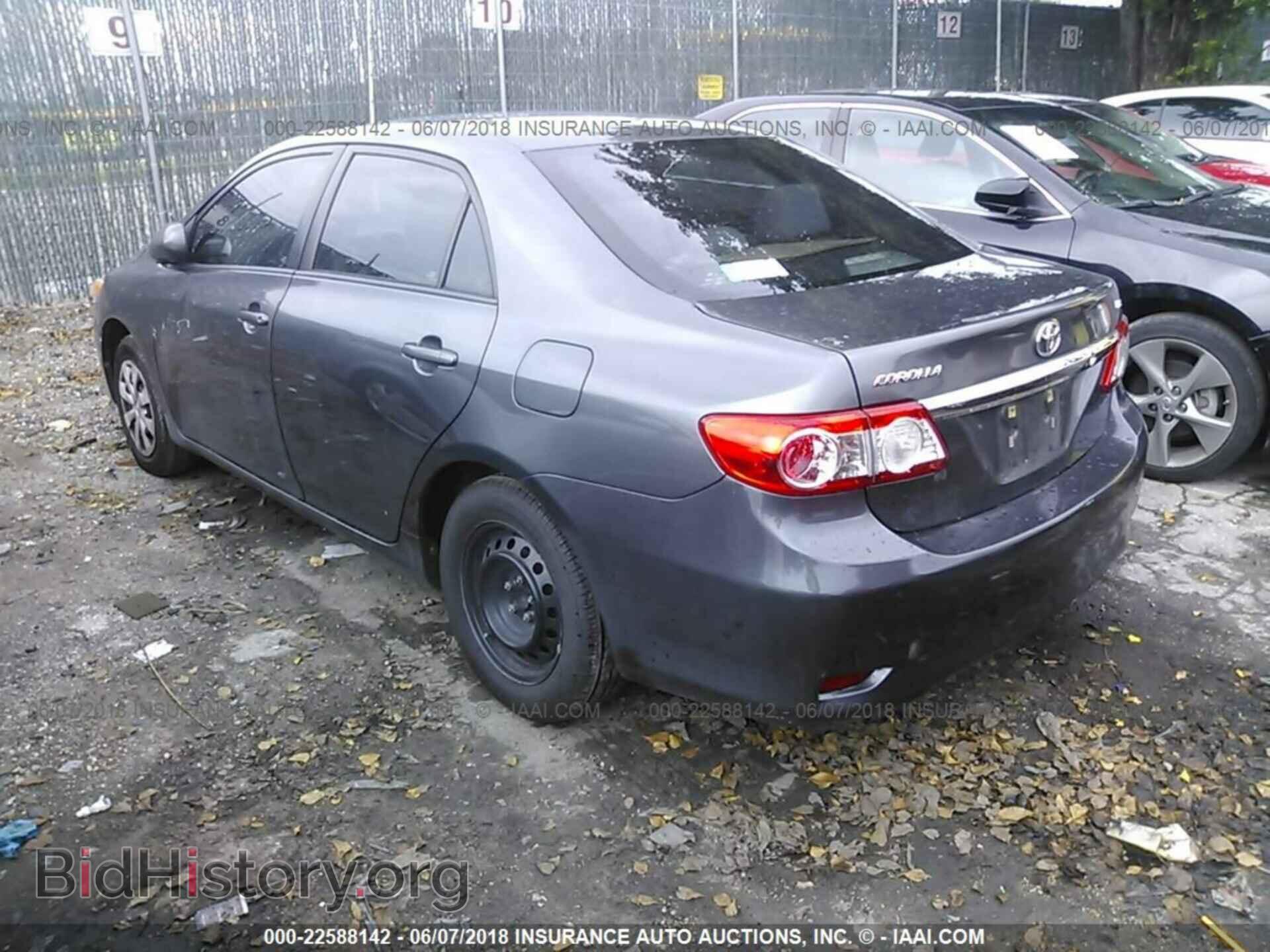 2011 Toyota Corolla - VIN: 2T1BU4EE5BC676672 - Photo 3