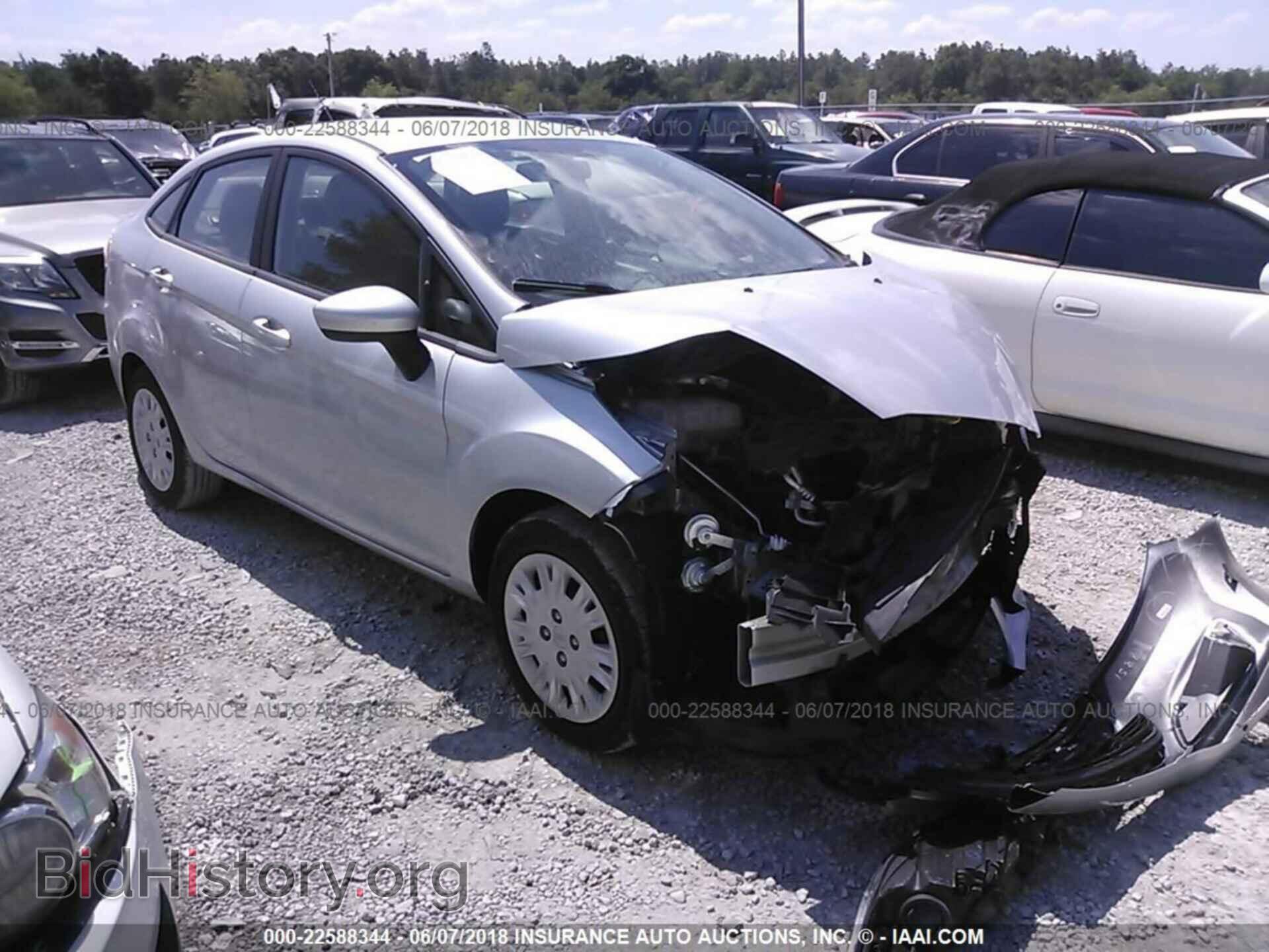 Photo 3FADP4AJ9HM165815 - Ford Fiesta 2017