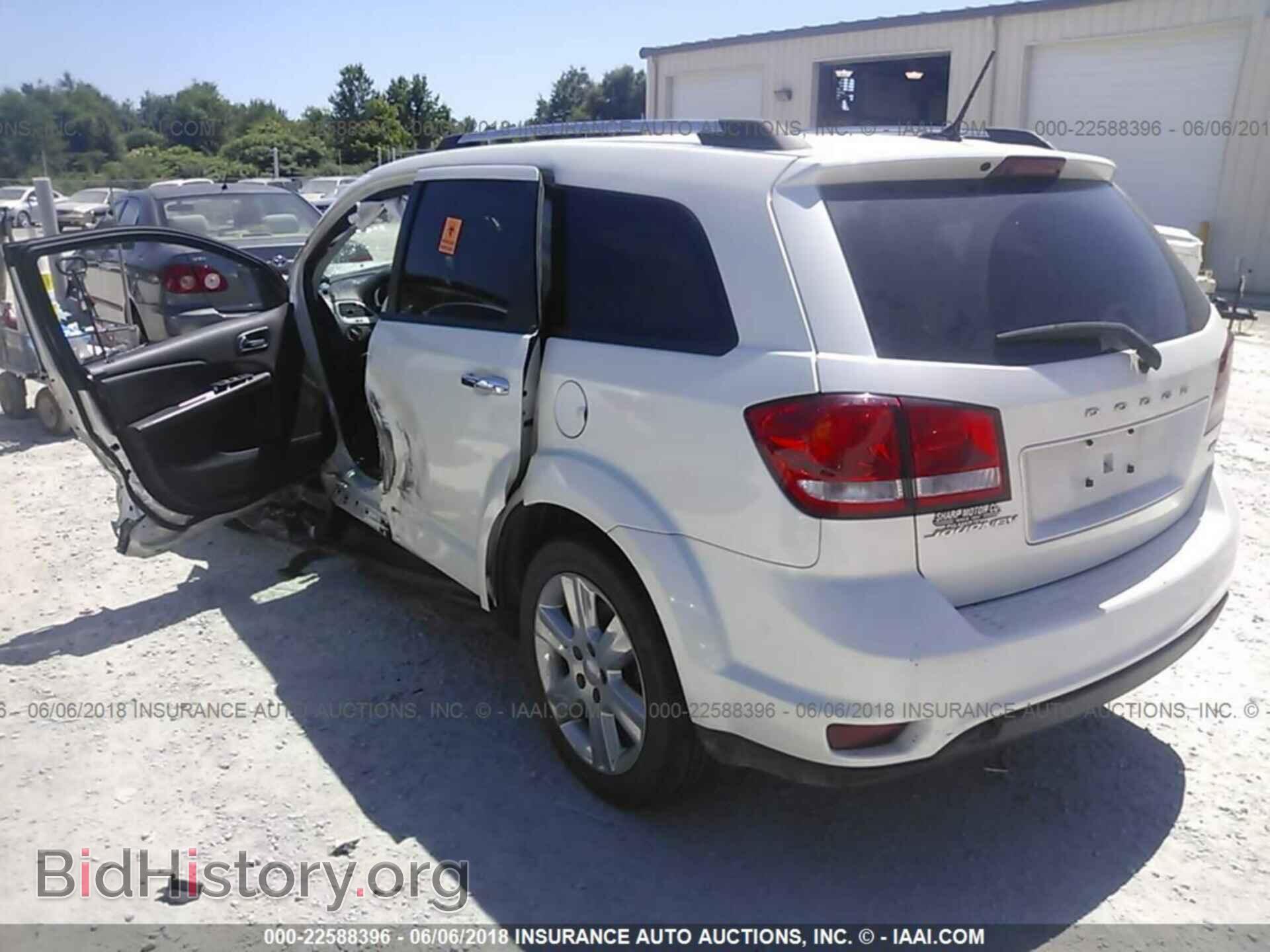 2016 Dodge Journey - VIN: 3C4PDCBB0GT164865 - Photo 3