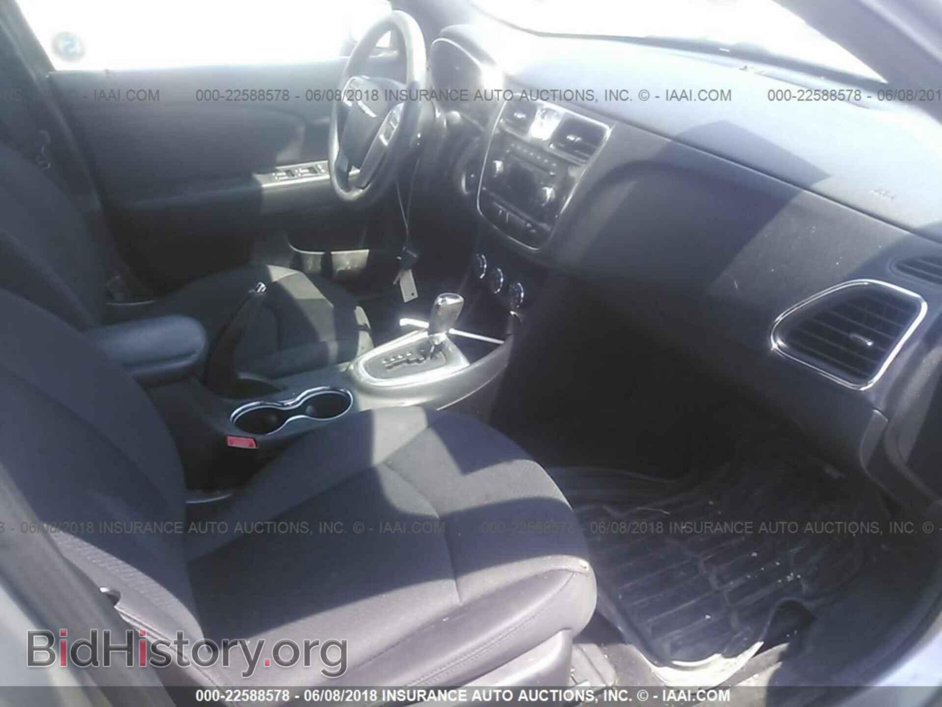 2013 Chrysler 200 - VIN: 1C3CCBBB3DN538672 - Фото 5