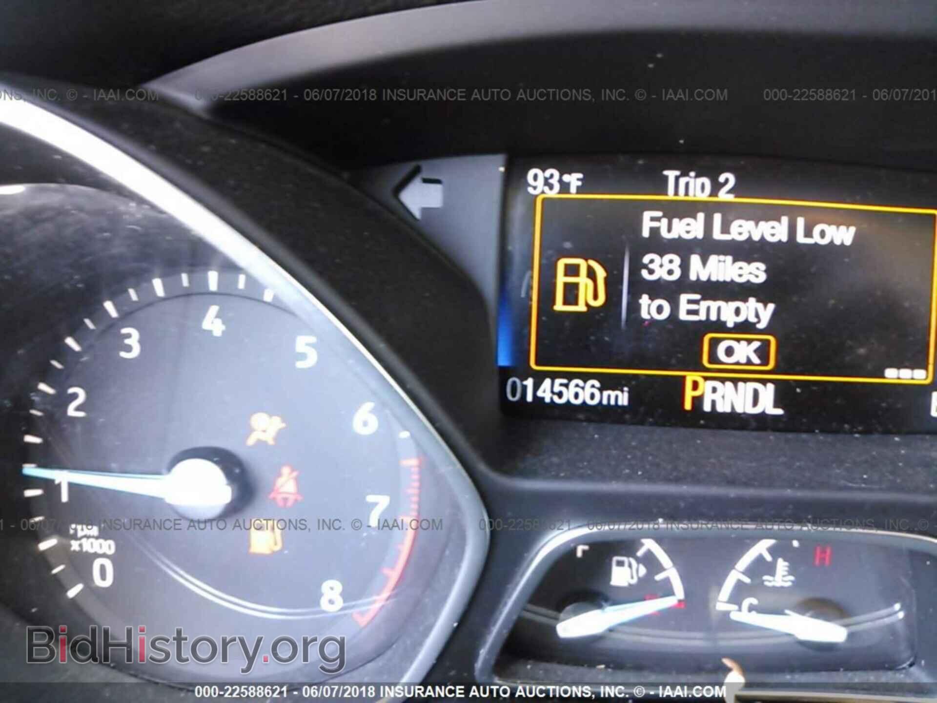 2017 Ford Focus - VIN: 1FADP3F20HL322810 - Photo 7