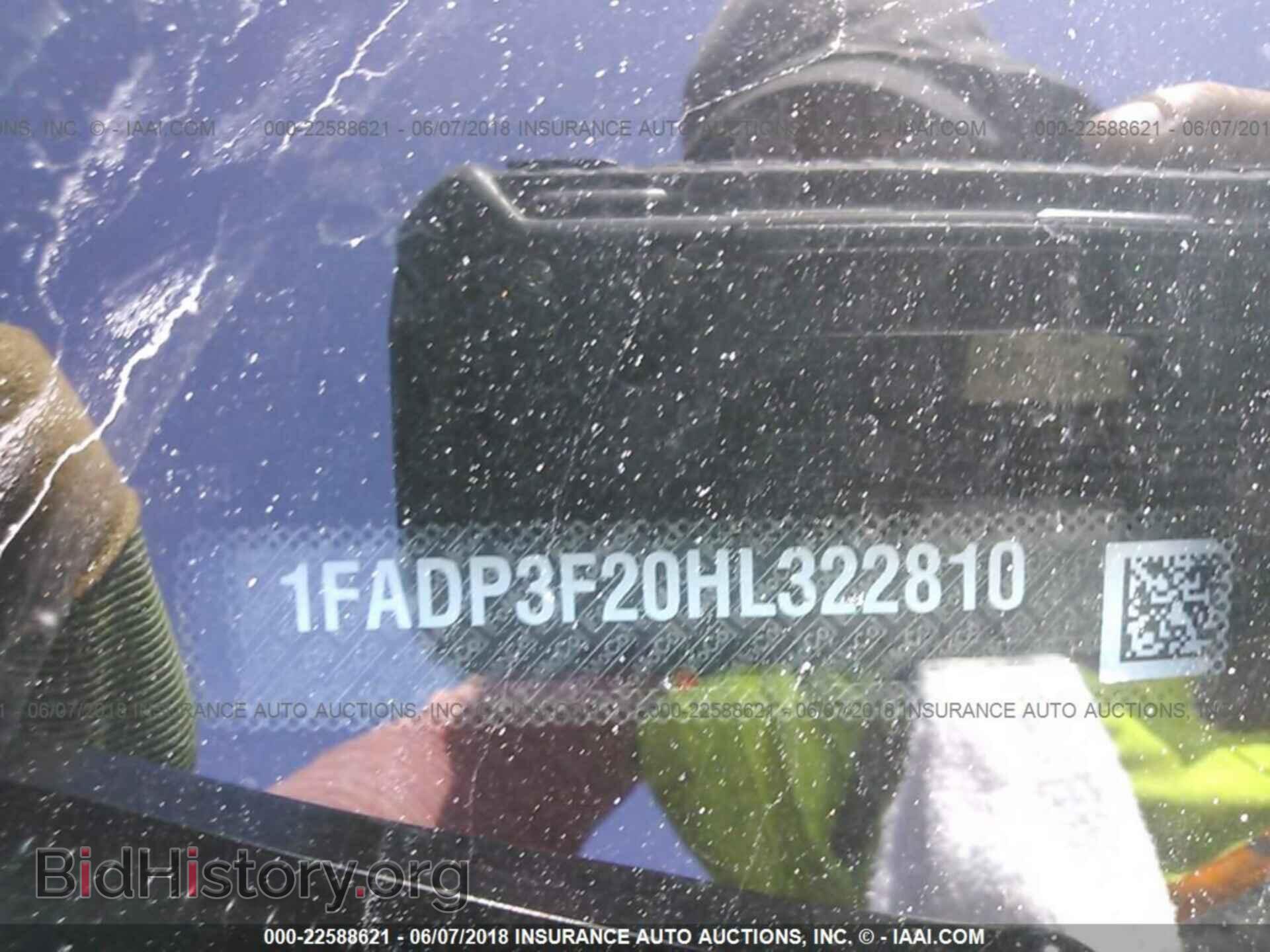2017 Ford Focus - VIN: 1FADP3F20HL322810 - Photo 9