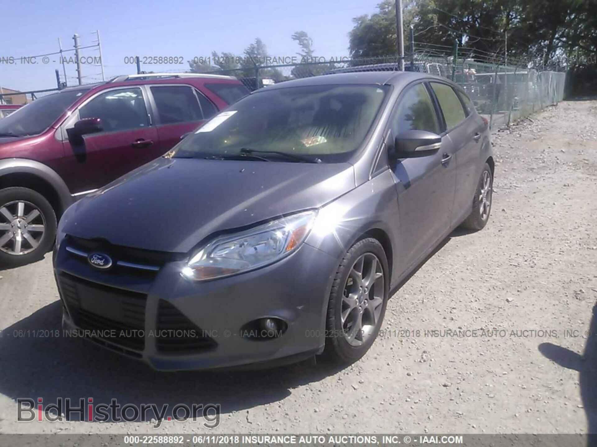 2014 Ford Focus - VIN: 1FADP3K26EL337409 - Фото 2