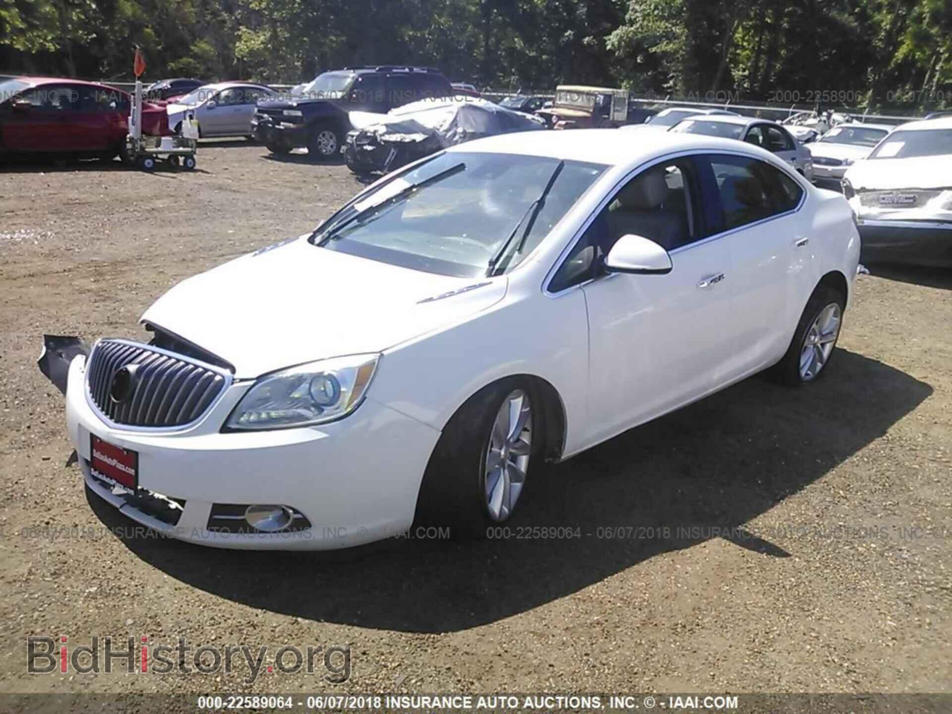 2013 Buick Verano - VIN: 1G4PP5SK1D4247155 - Photo 2