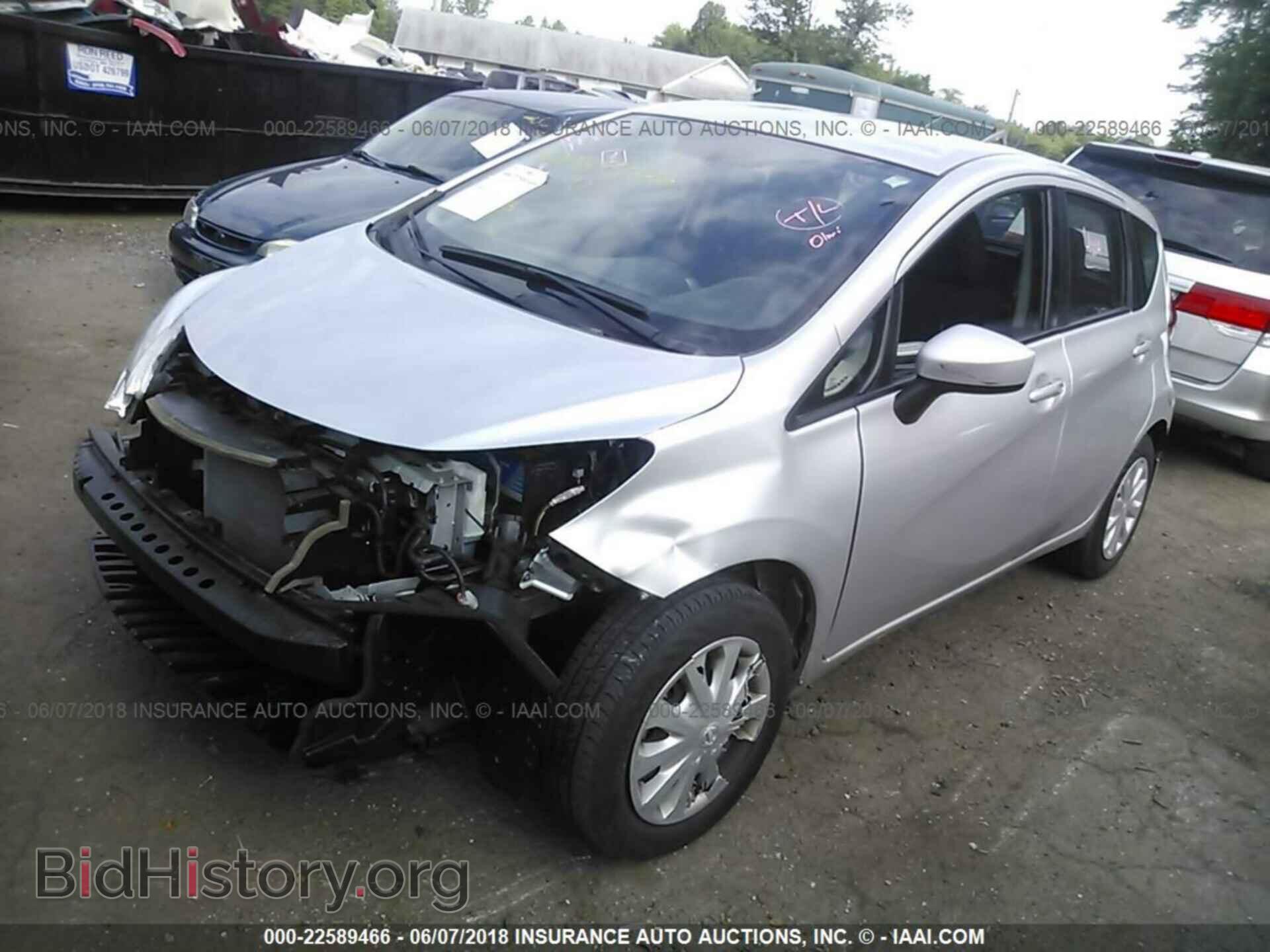 2016 Nissan Versa note - VIN: 3N1CE2CP6GL376947 - Фото 2