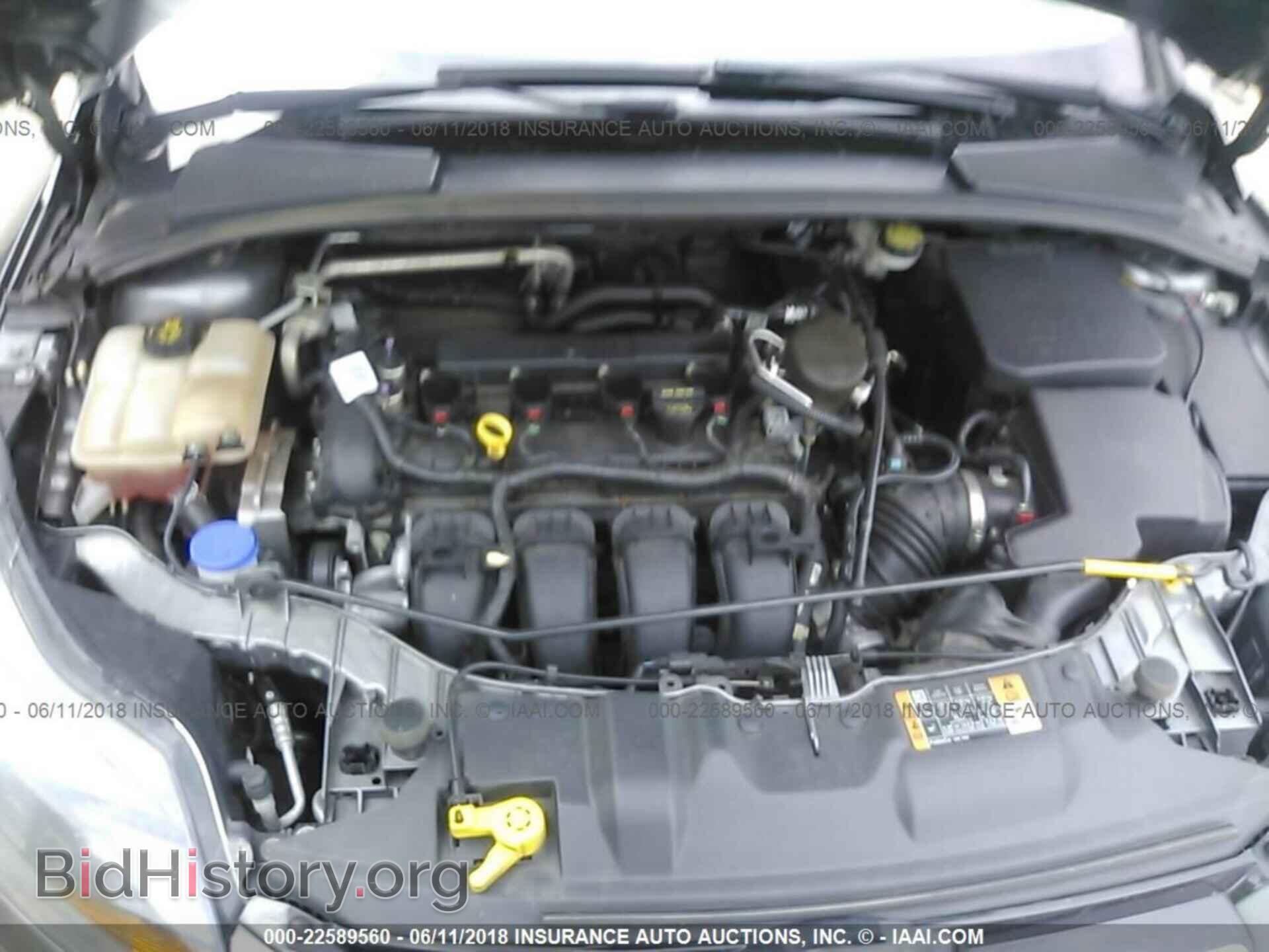 2014 Ford Focus - VIN: 1FADP3N21EL309271 - Photo 10