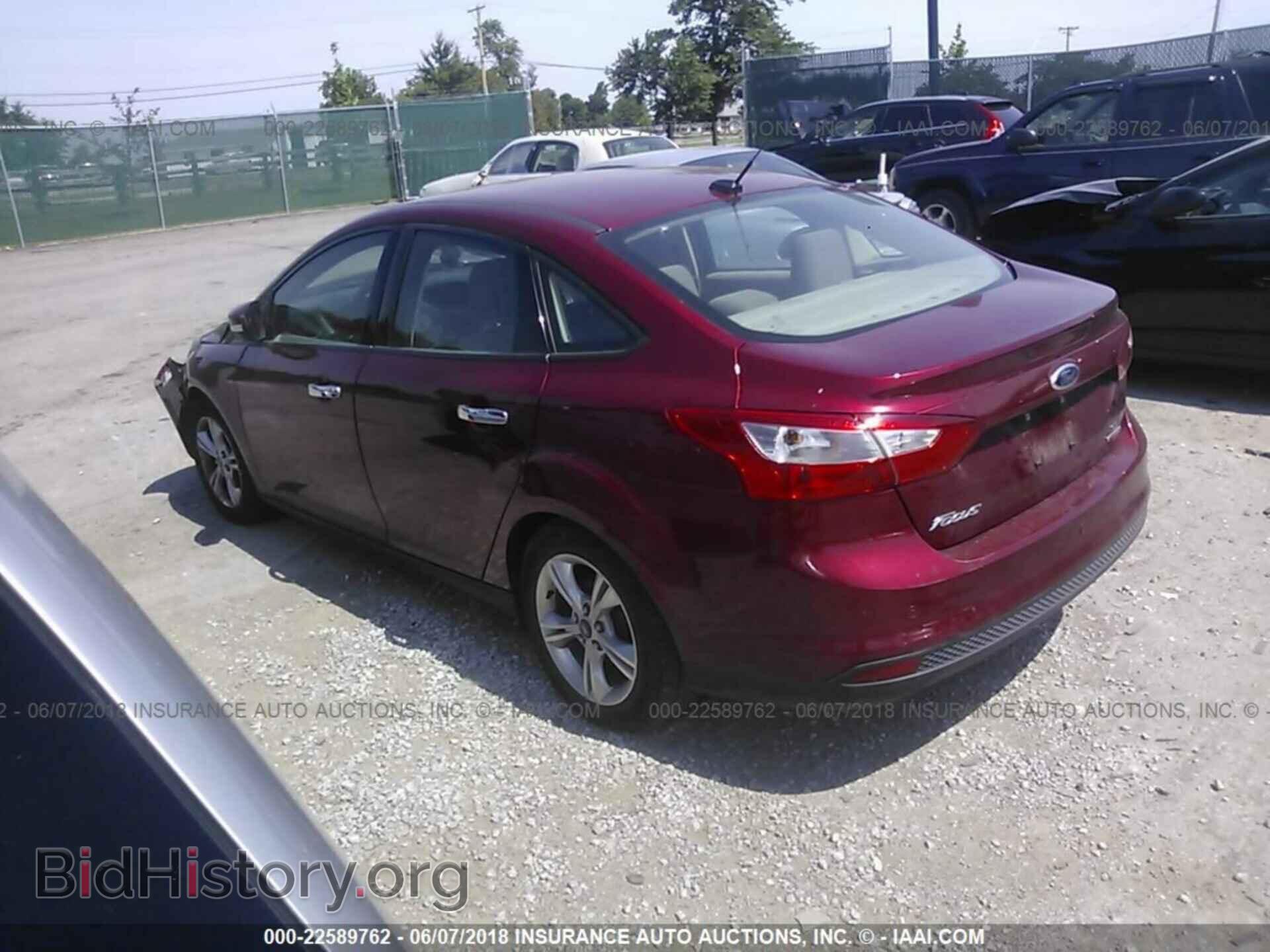 2014 Ford Focus - VIN: 1FADP3F25EL148342 - Фото 3