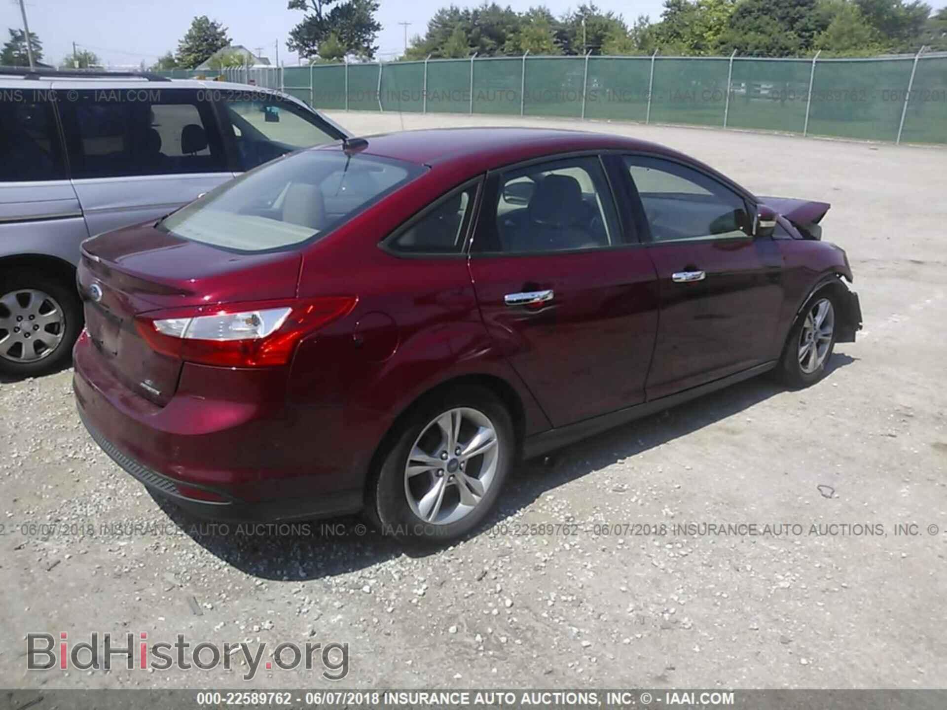 2014 Ford Focus - VIN: 1FADP3F25EL148342 - Фото 4