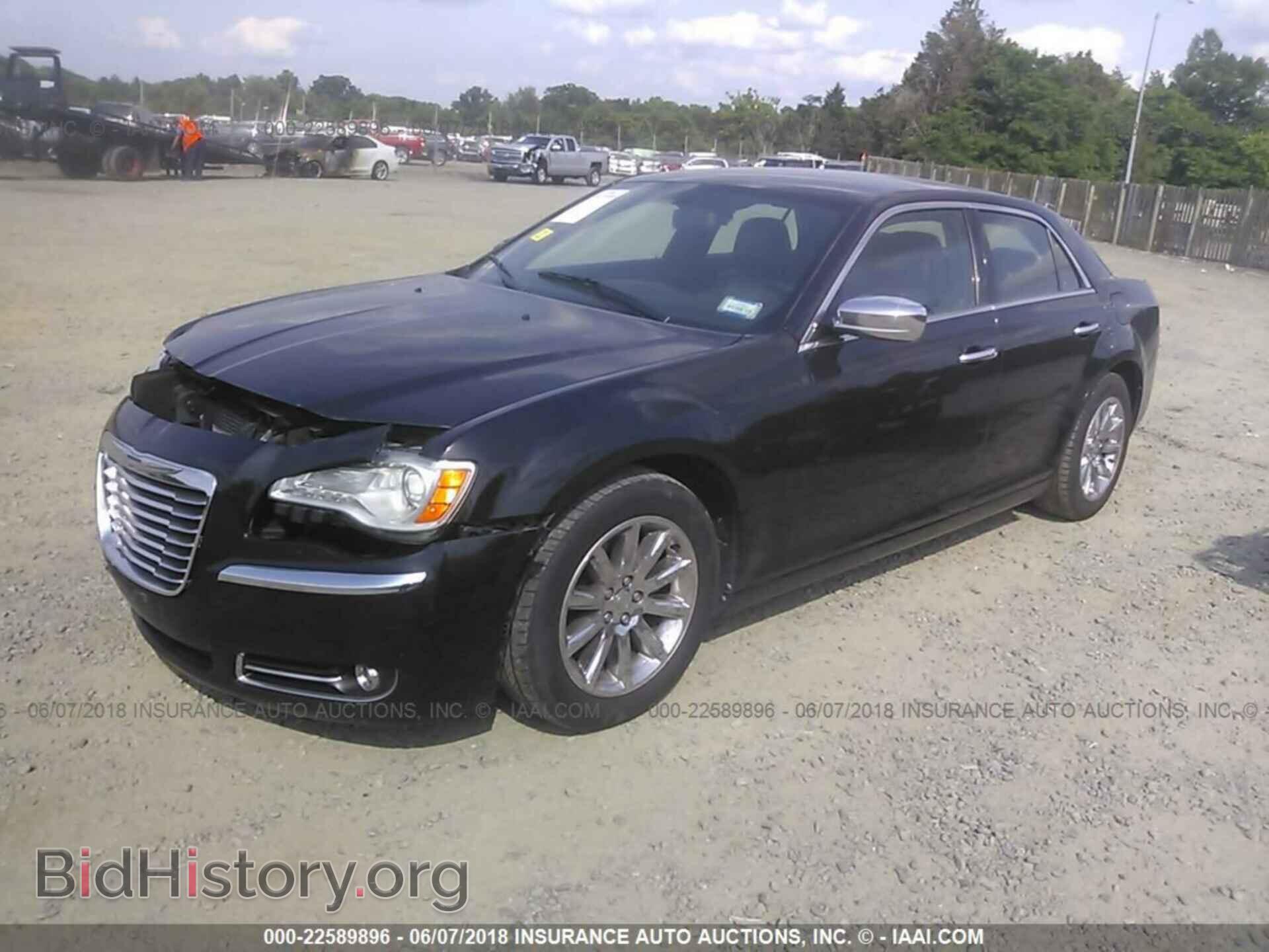 2012 Chrysler 300 - VIN: 2C3CCACG2CH250458 - Photo 2