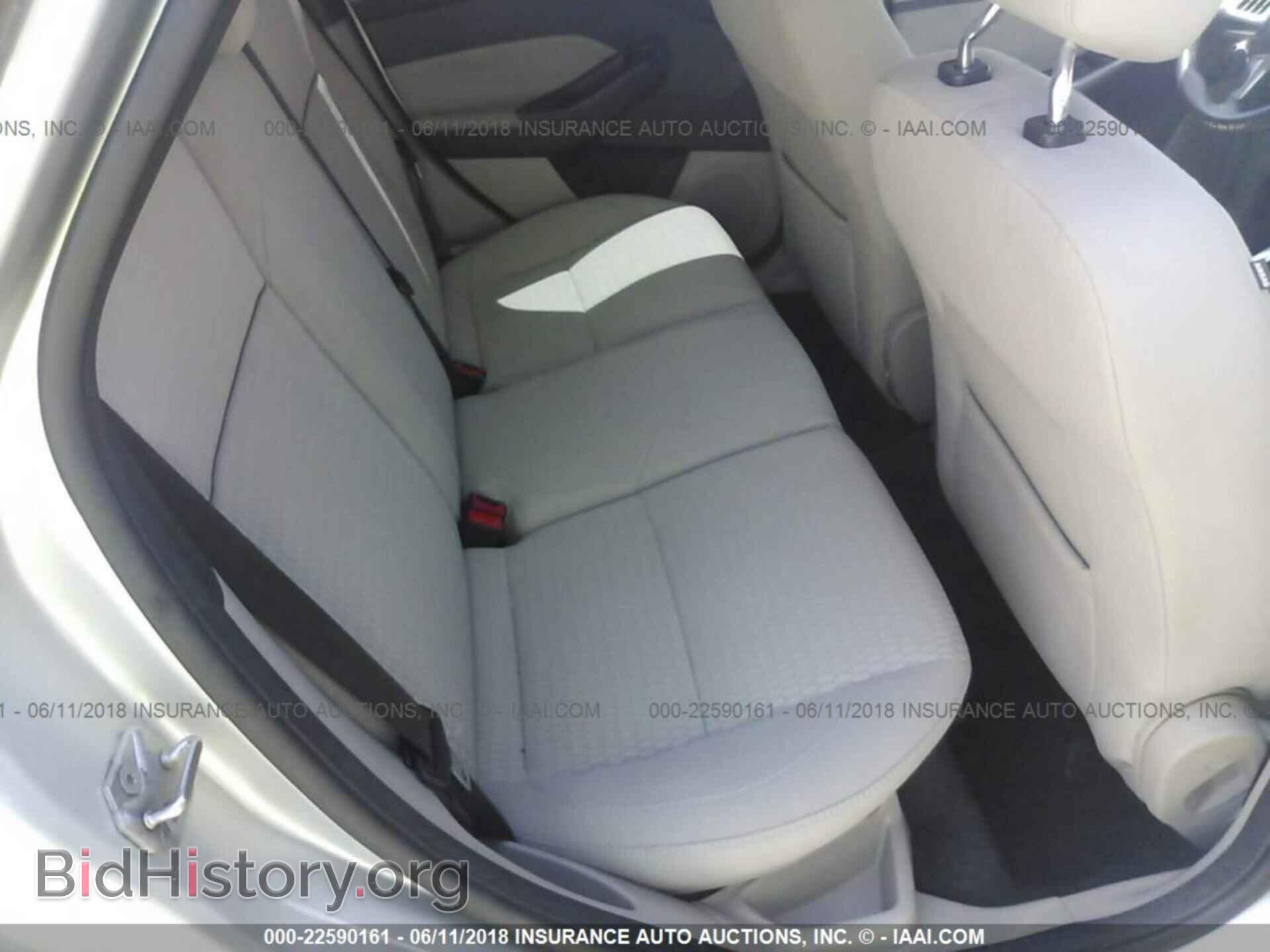 2012 Ford Focus - VIN: 1FAHP3M23CL367429 - Photo 8