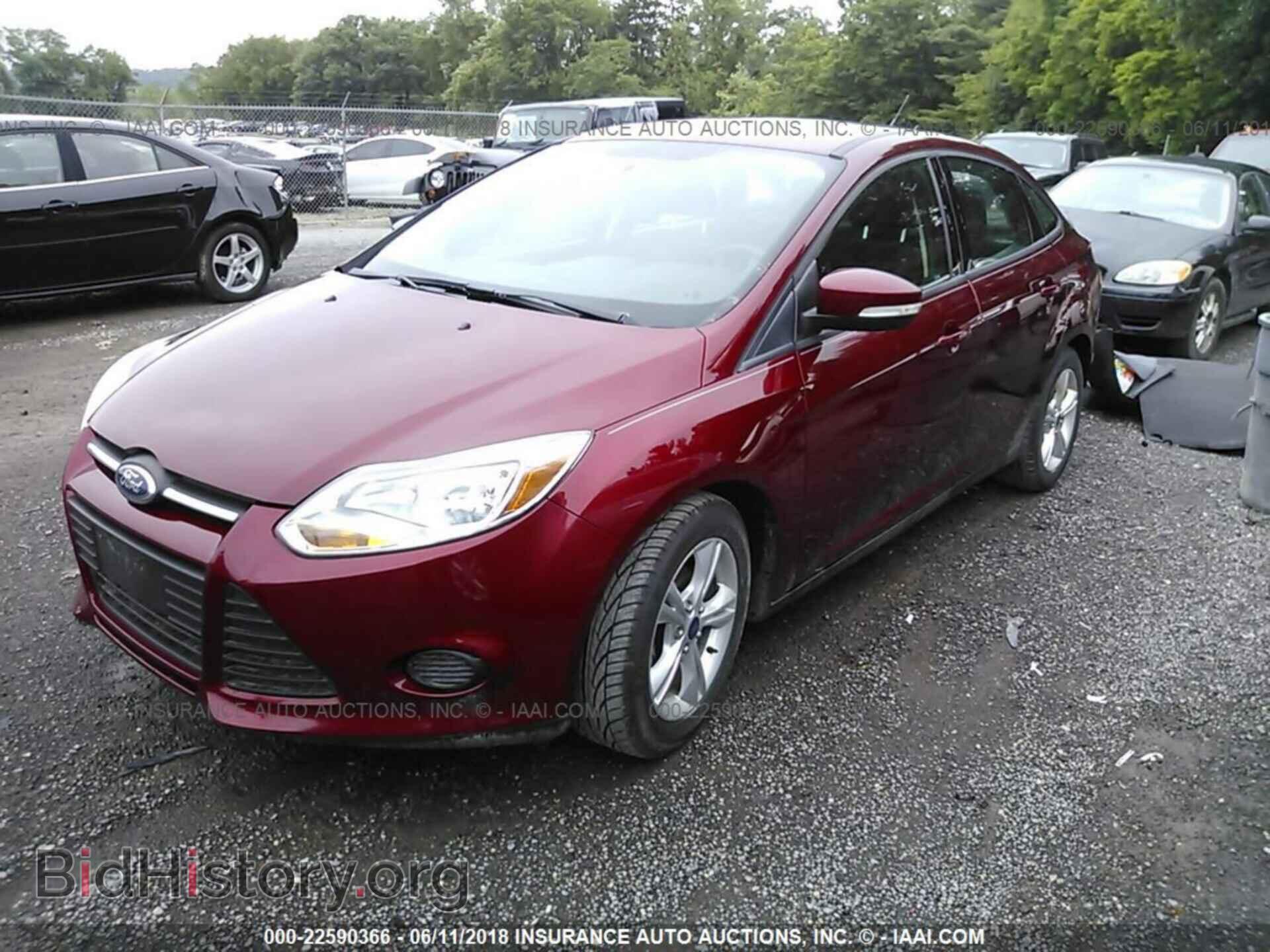 2013 Ford Focus - VIN: 1FADP3F25DL350709 - Photo 2