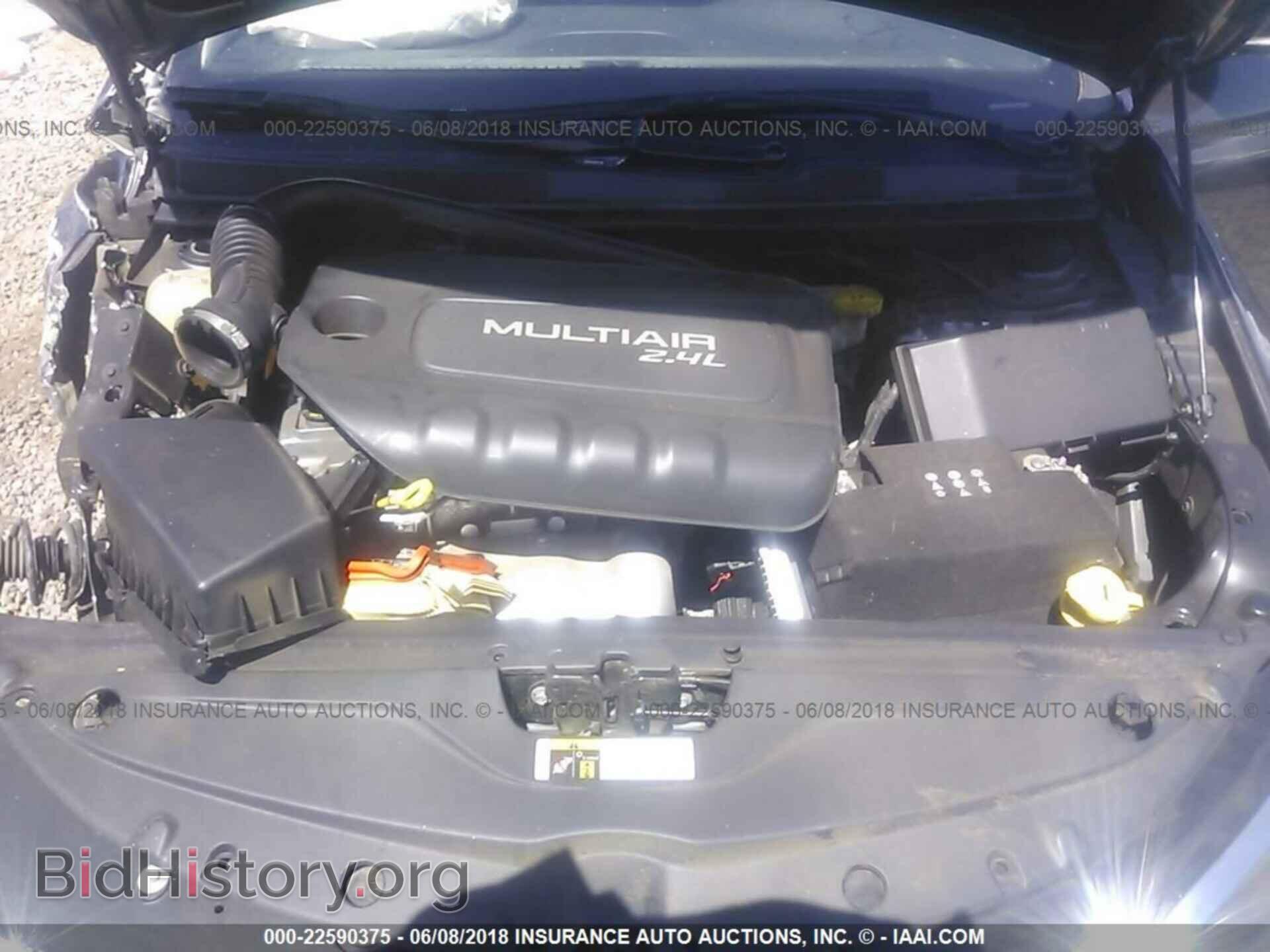 2015 Chrysler 200 - VIN: 1C3CCCAB1FN742235 - Фото 10