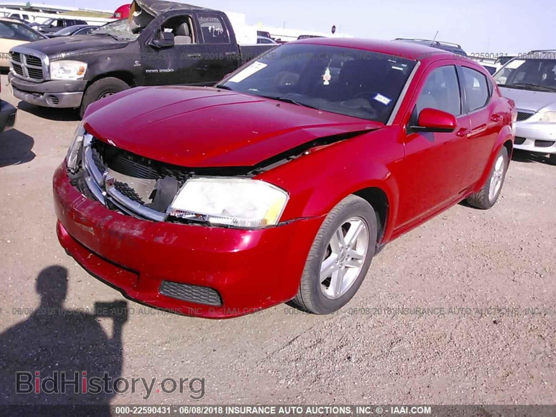 2011 Dodge Avenger - VIN: 1B3BD1FB1BN542176 - Photo 2