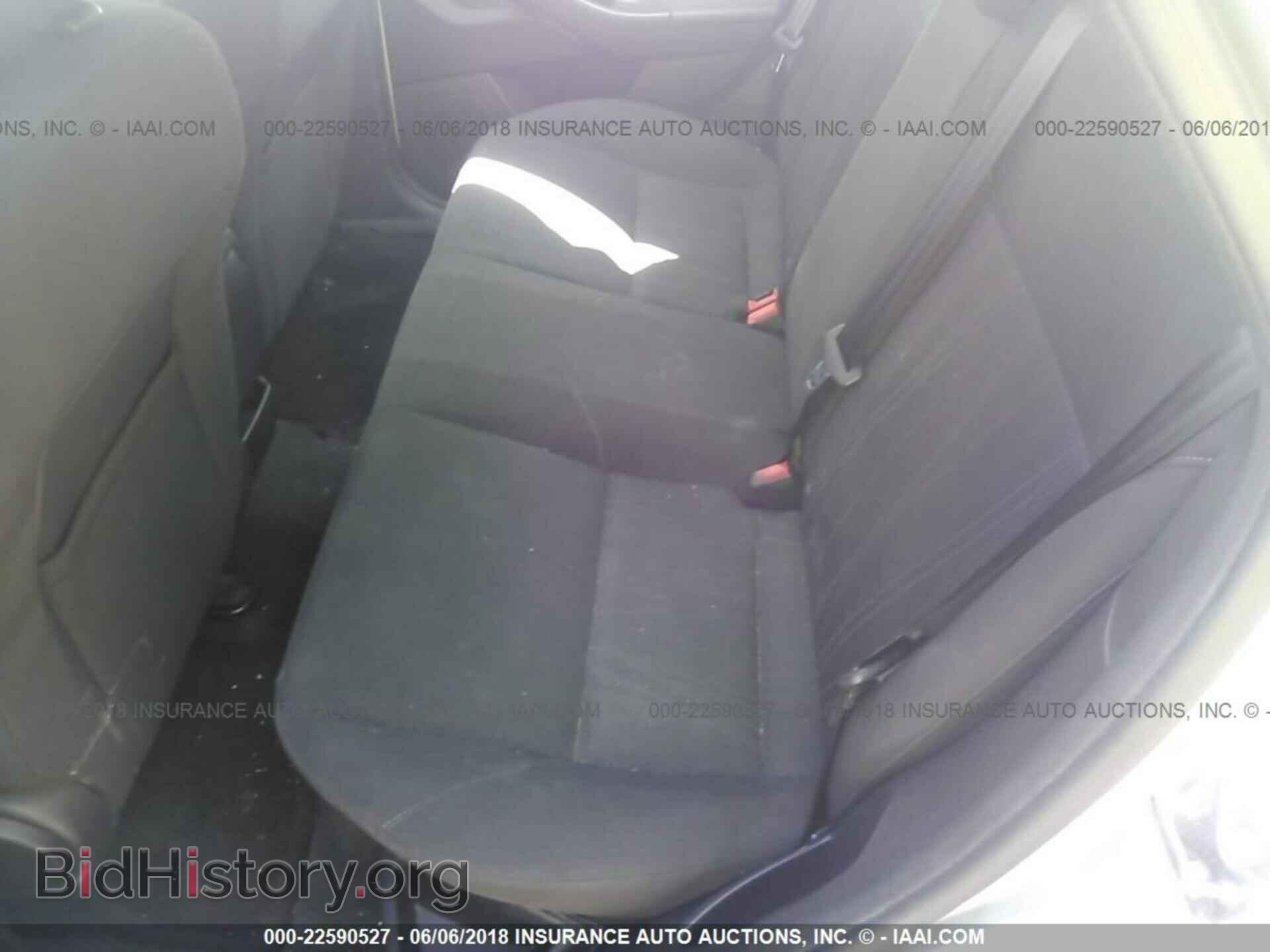 2015 Ford Focus - VIN: 1FADP3F29FL301662 - Photo 8