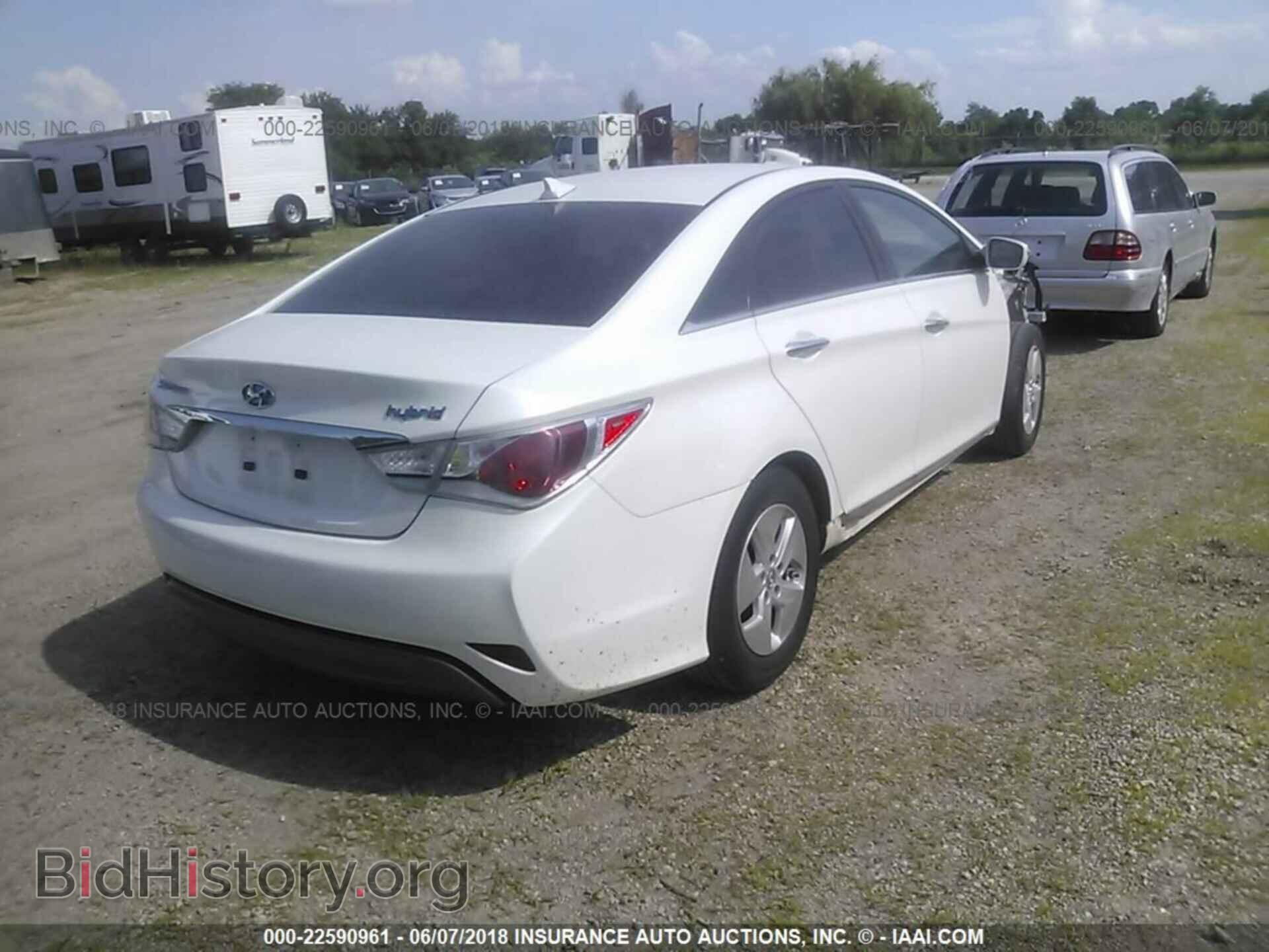 2012 Hyundai Sonata - VIN: KMHEC4A42CA043349 - Фото 4