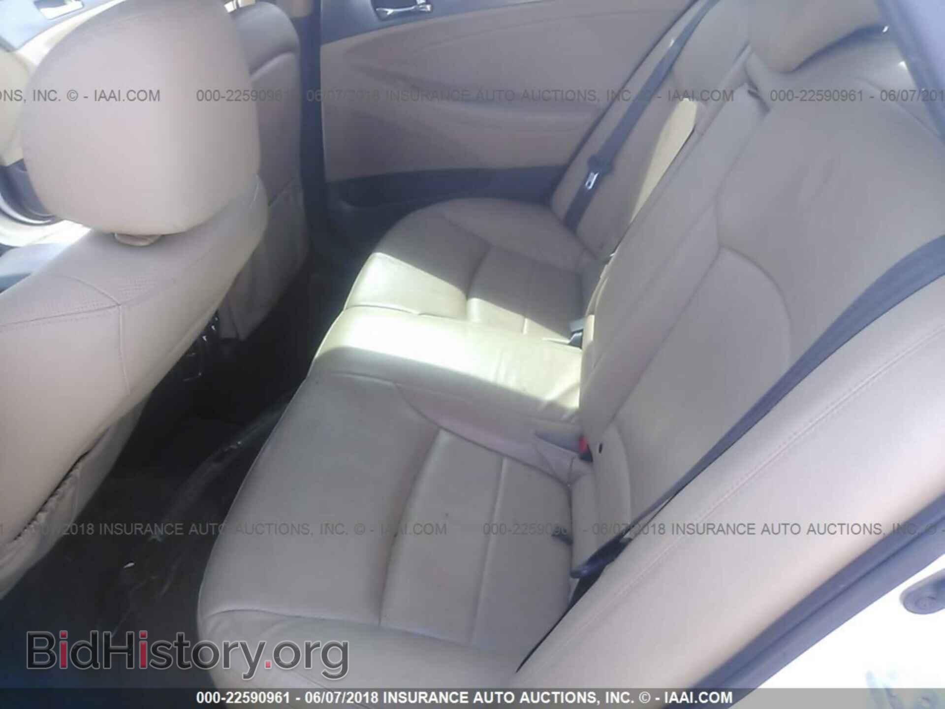 2012 Hyundai Sonata - VIN: KMHEC4A42CA043349 - Фото 8