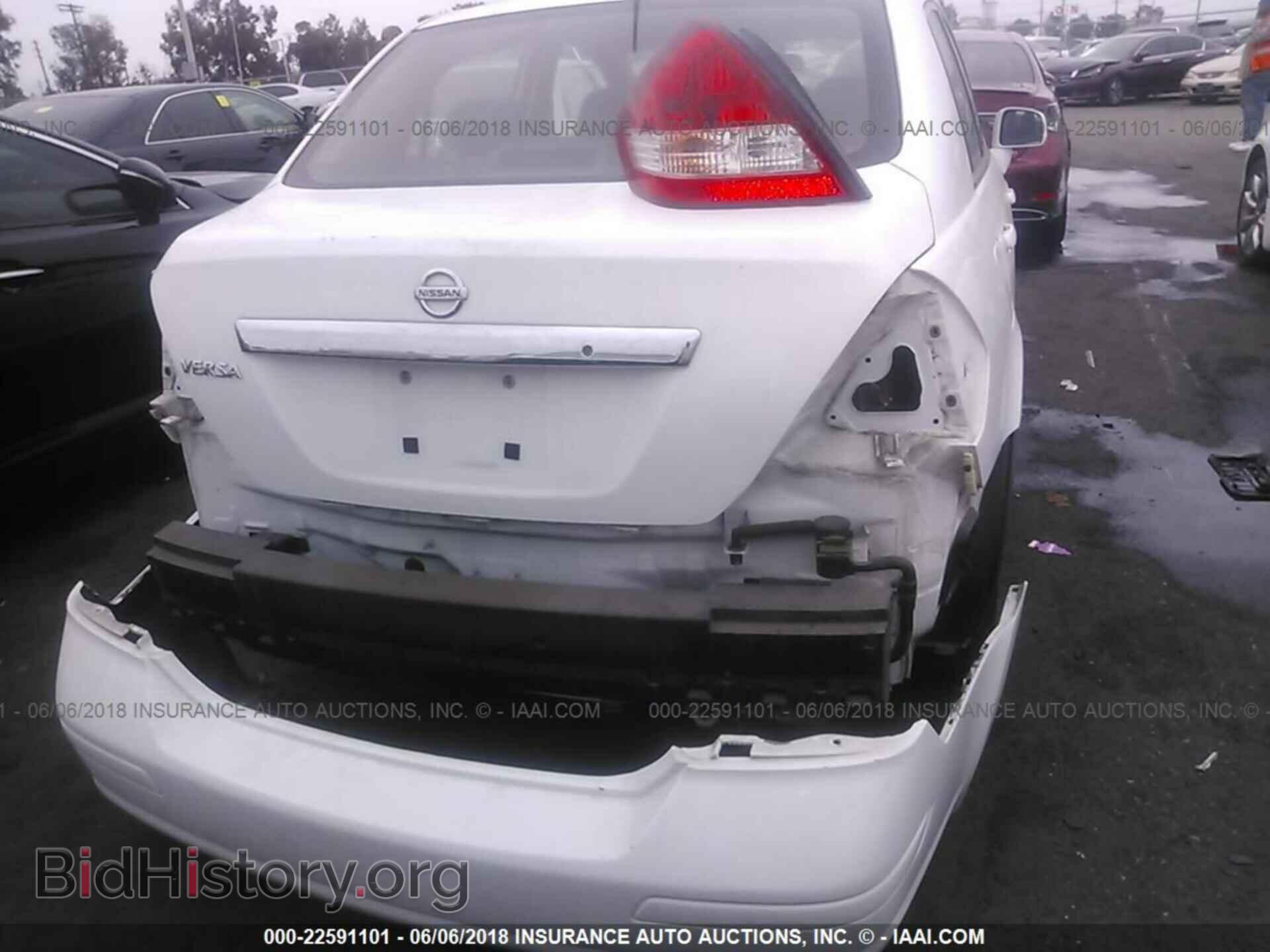 2011 Nissan Versa - VIN: 3N1BC1AP4BL378896 - Photo 6