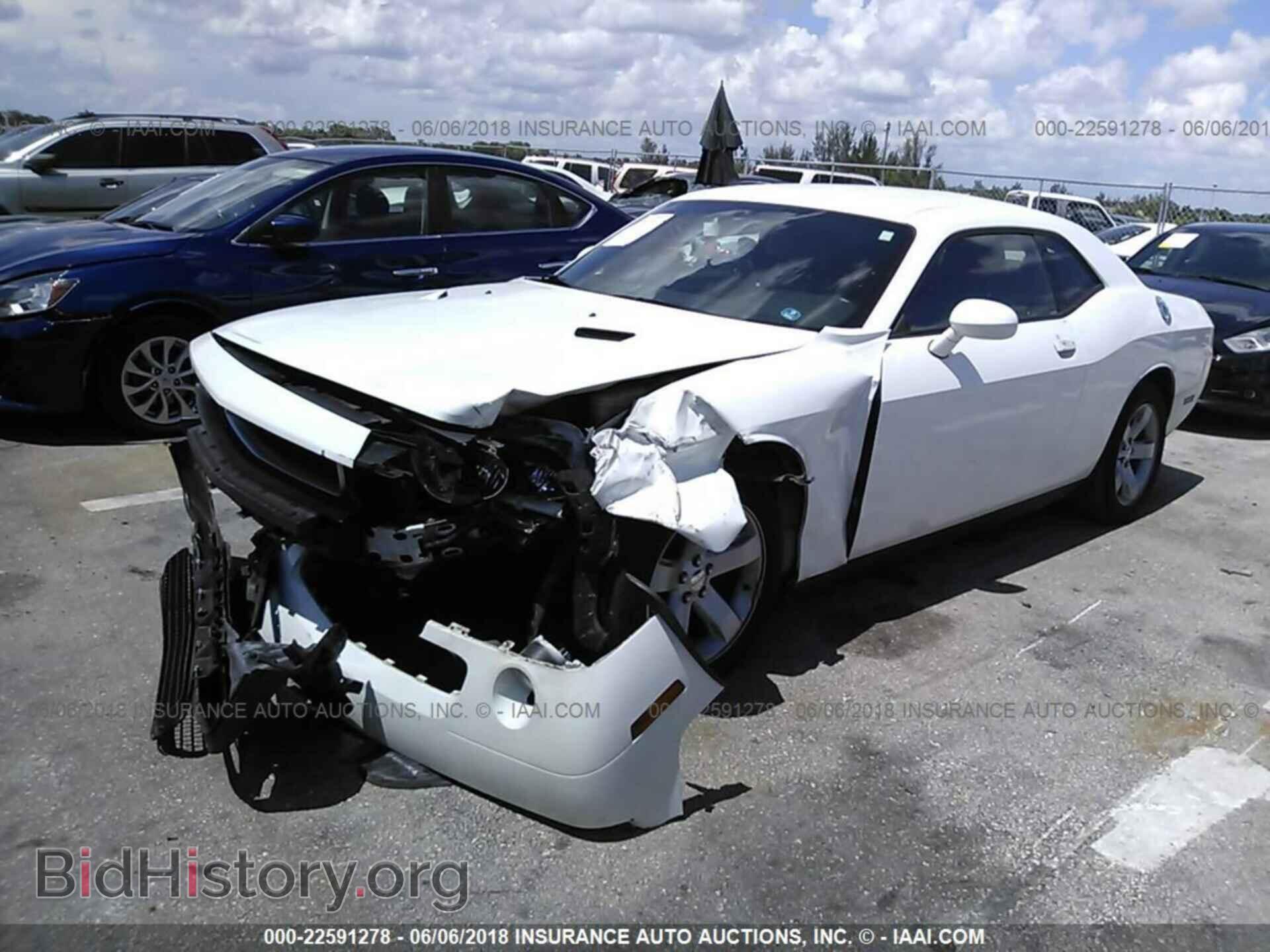 2012 Dodge Challenger - VIN: 2C3CDYAG3CH254821 - Фото 2