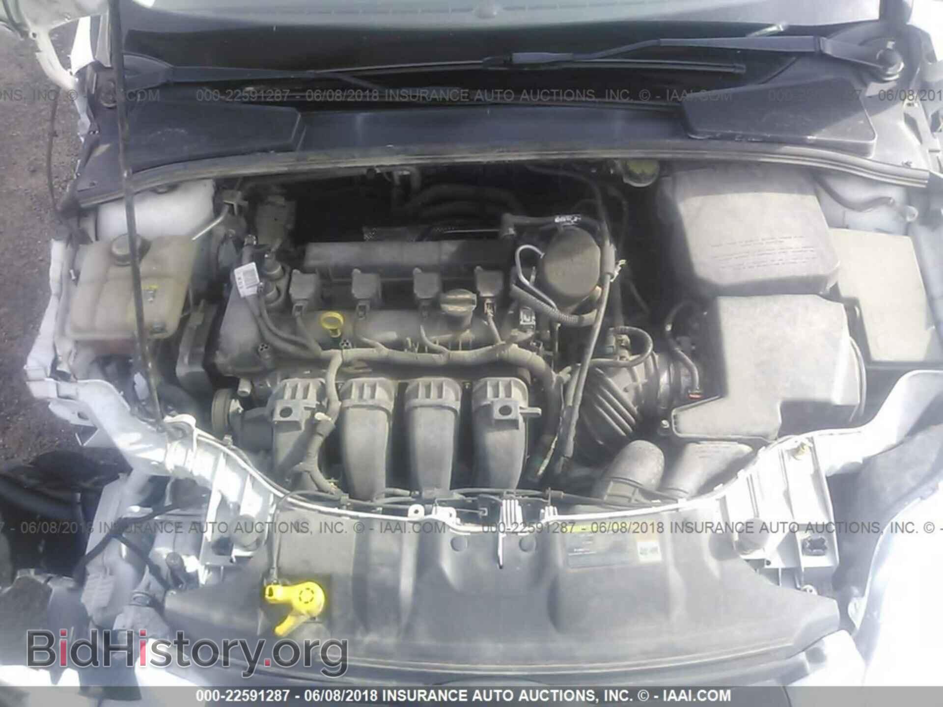 2012 Ford Focus - VIN: 1FAHP3F23CL366486 - Photo 10