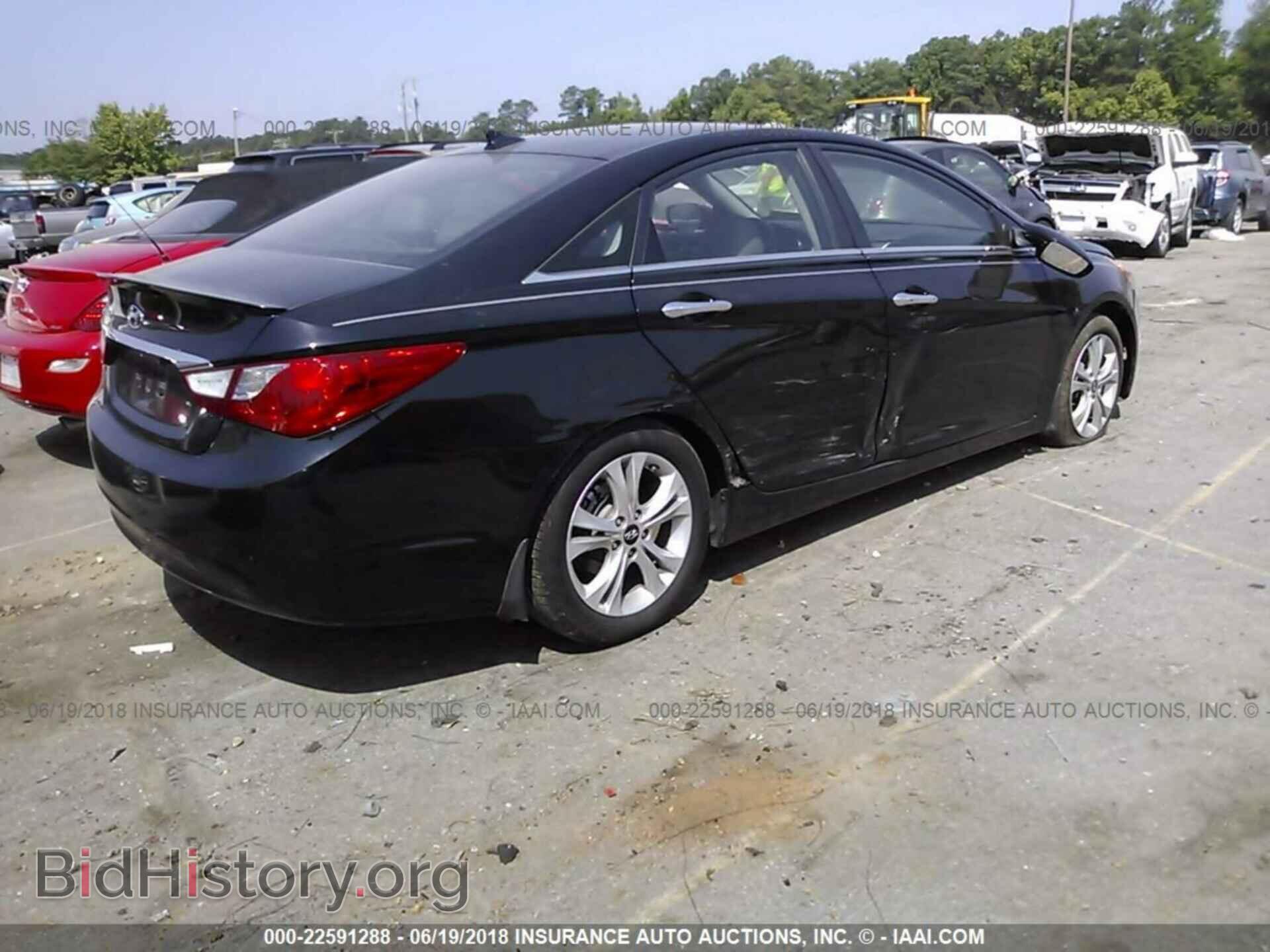 2012 Hyundai Sonata - VIN: 5NPEC4AC8CH368642 - Фото 4
