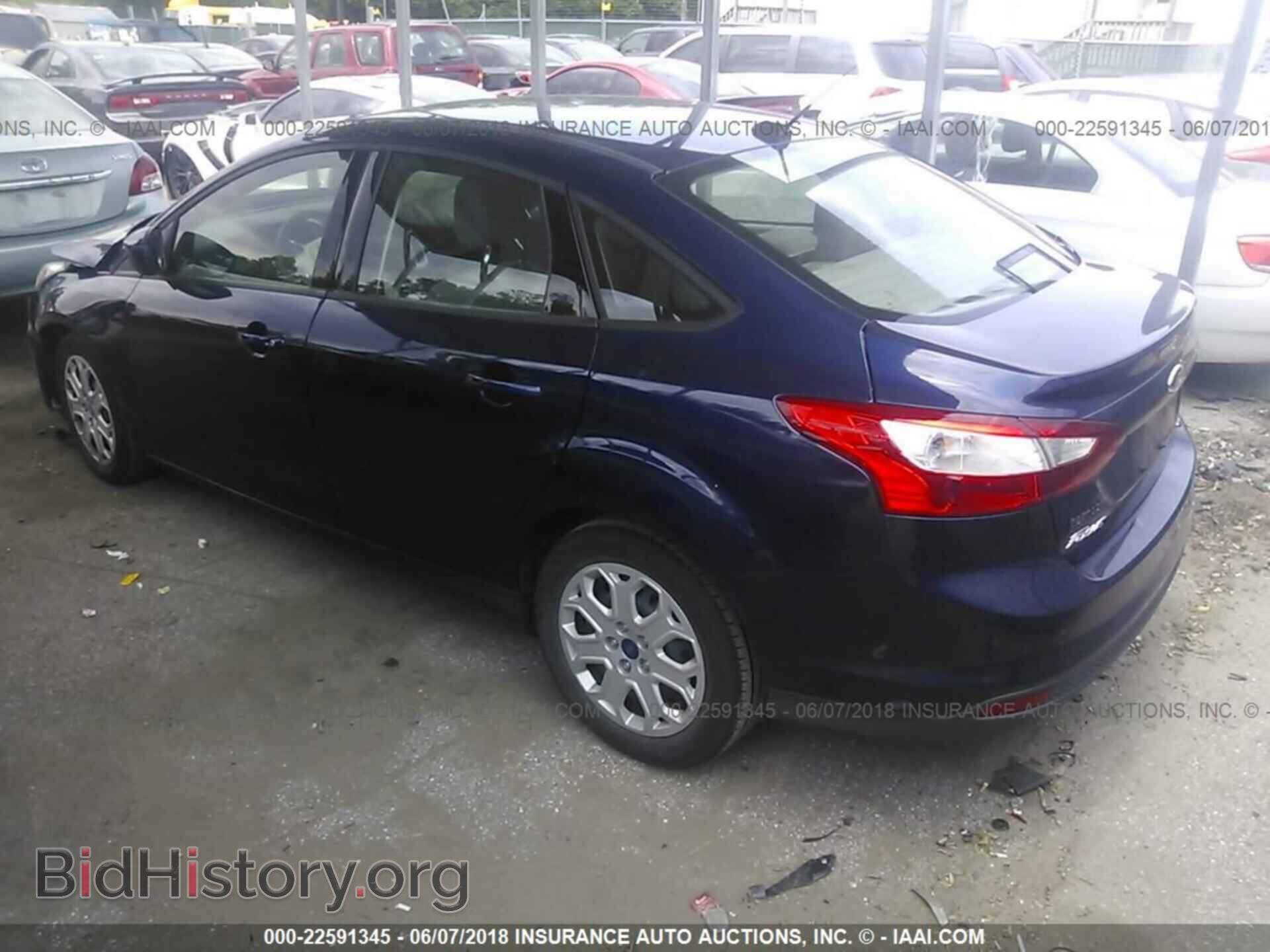 2012 Ford Focus - VIN: 1FAHP3F2XCL122186 - Photo 3