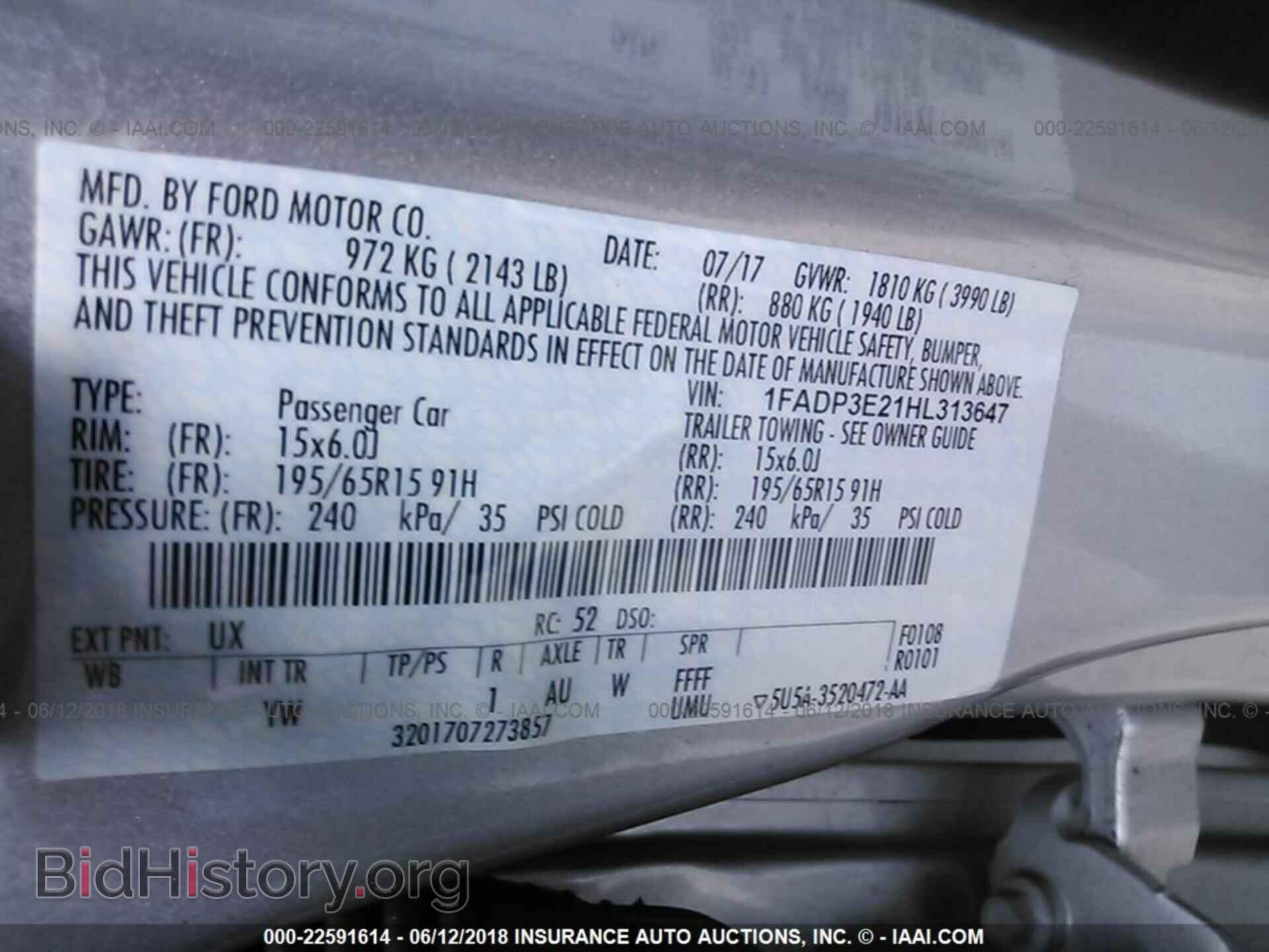 2017 Ford Focus - VIN: 1FADP3E21HL313647 - Photo 9