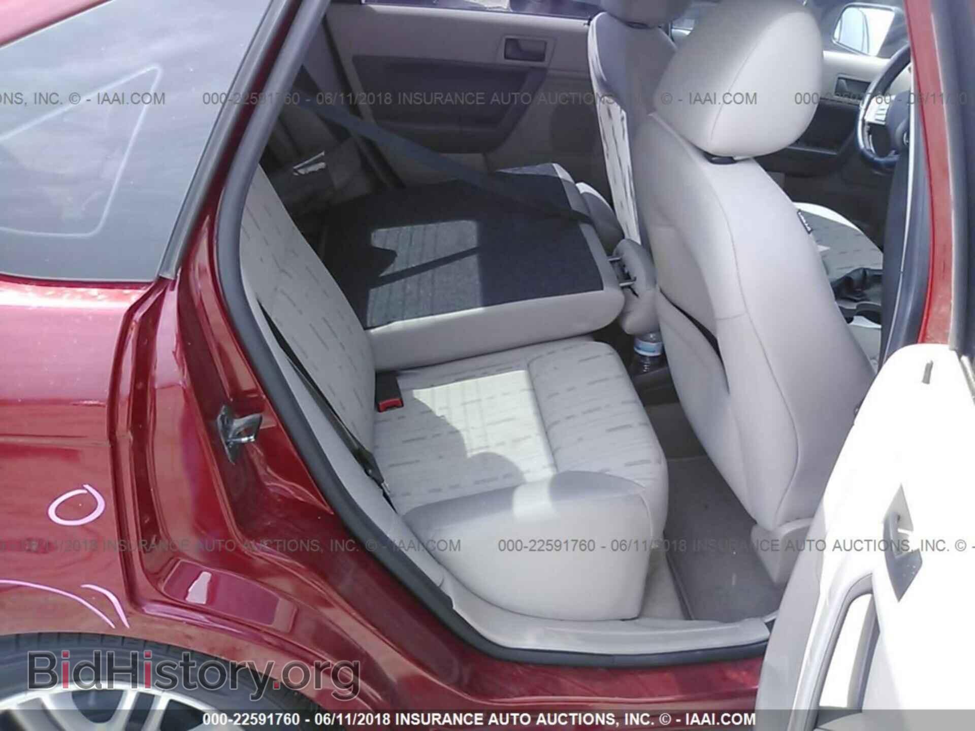 2011 Ford Focus - VIN: 1FAHP3FN3BW196847 - Фото 8