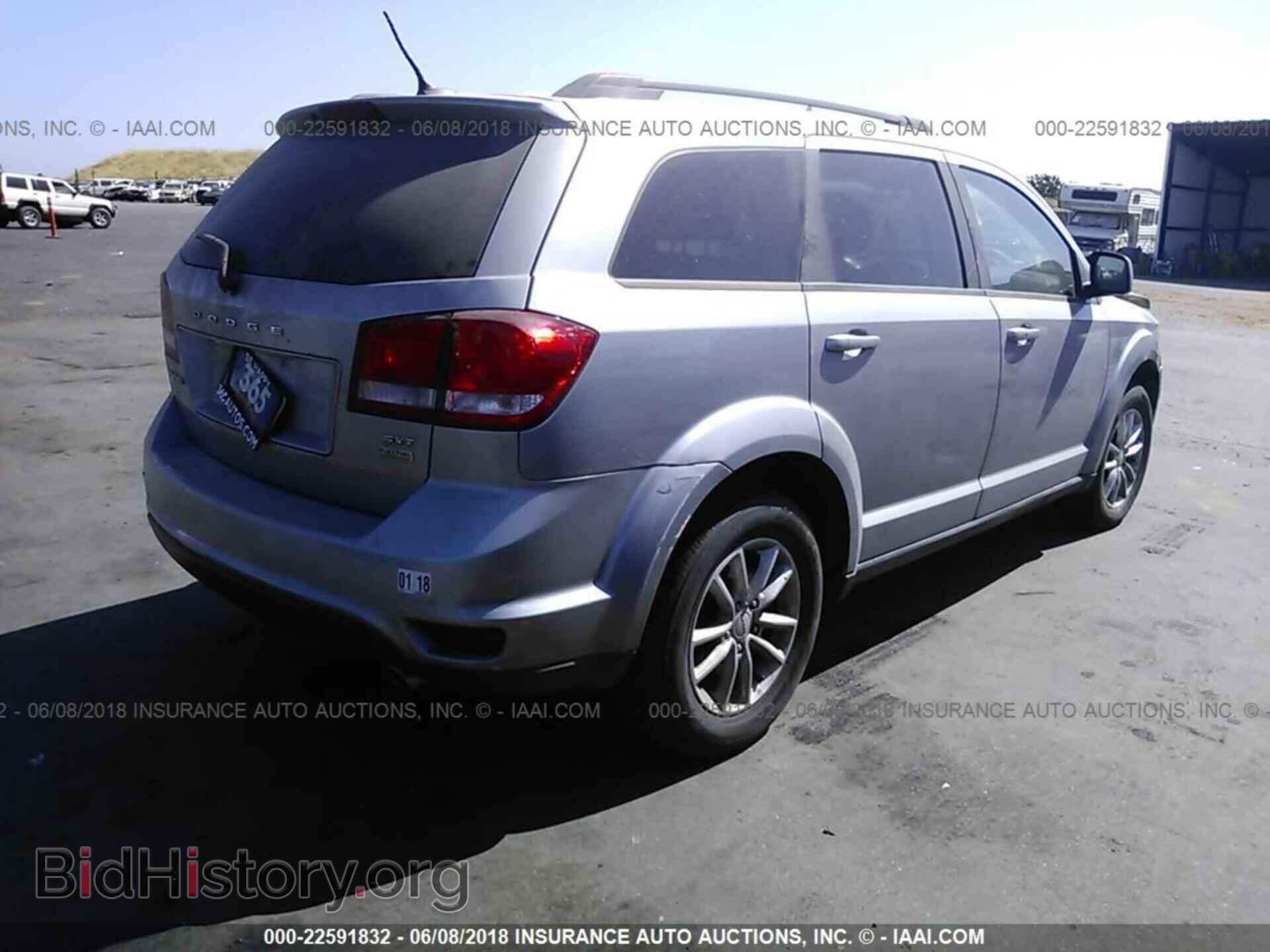 2016 Dodge Journey - VIN: 3C4PDCBG0GT156244 - Фото 4